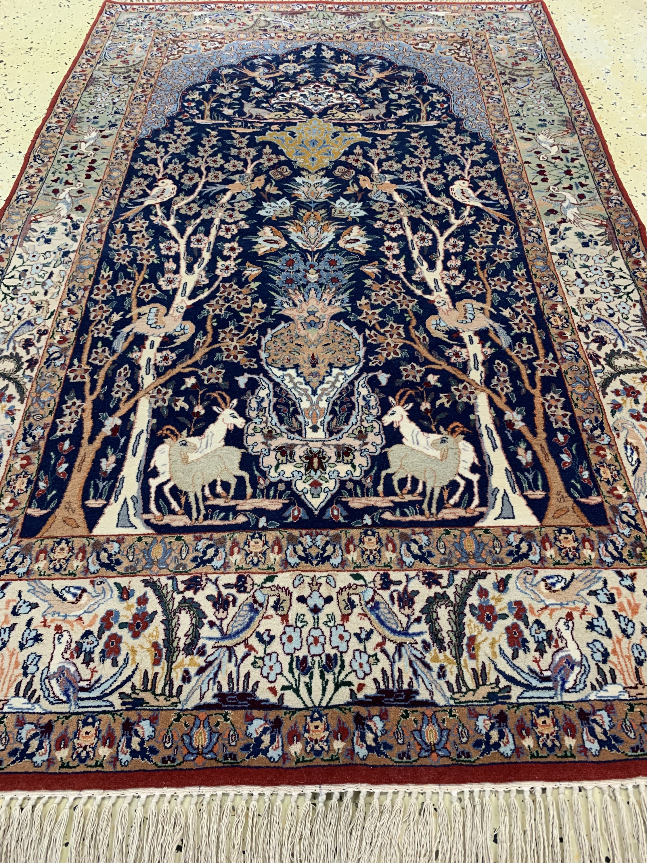 Detail f: Esfahan fein, Persien, Mitte 20.Jhd, Korkwolle mit und auf Seide, ca. 157 x 103 cm,ca. 1,0 Mio. Kn/qm, EHZ: 1-2
