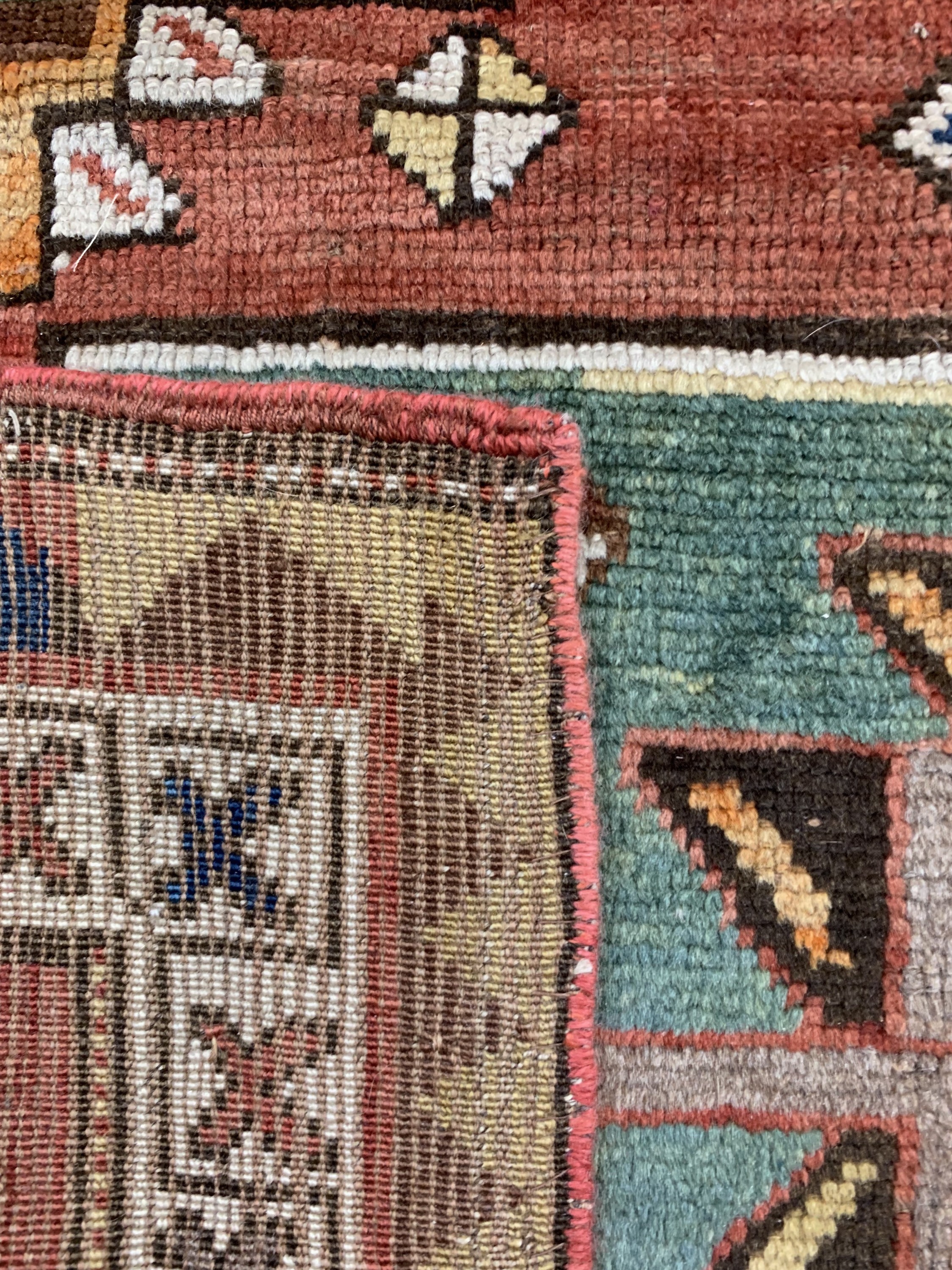 Detail e: Kazak alt, Kaukasus, datiert 1344(1923), Wolle auf Wolle, ca. 184 x 110 cm, EHZ: 3(ohneFransen)
