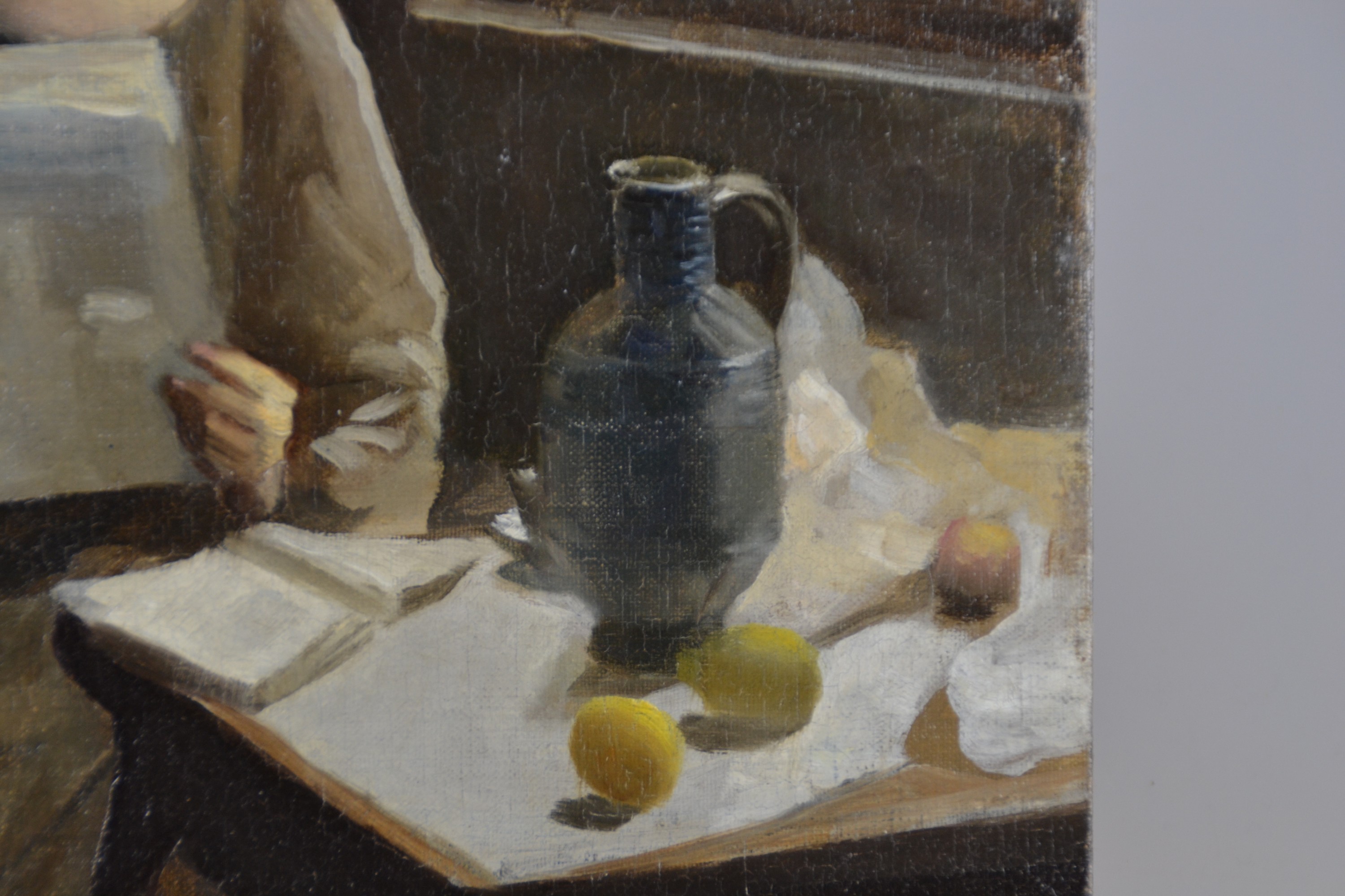 Detail e: Josef Multrus, 1898 - 1957, tschechisch, junge Frau beim Zeitungslesen, gute Beobachtung der Lichtwirkung auf den unterschiedlichen Oberflächen des ...