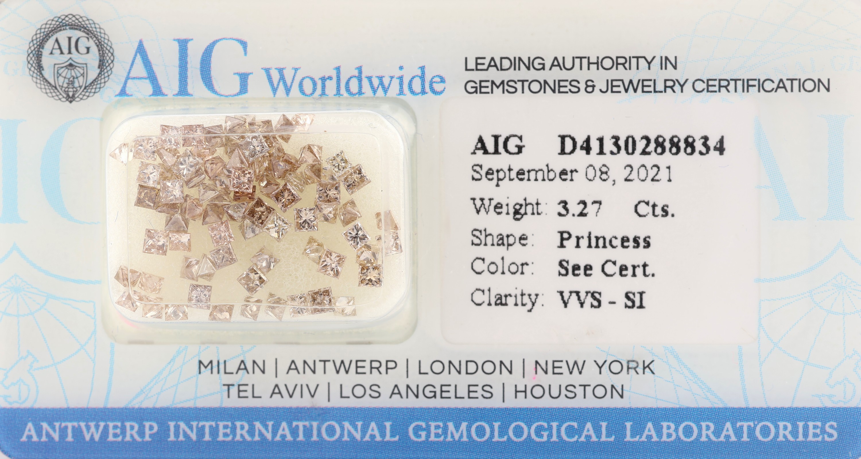 Lot lose Diamanten, Princess-Cut zus. ca. 3.27 ct light-fancy light brown/vvs-si, AIG Expertise anbei, verschweißt