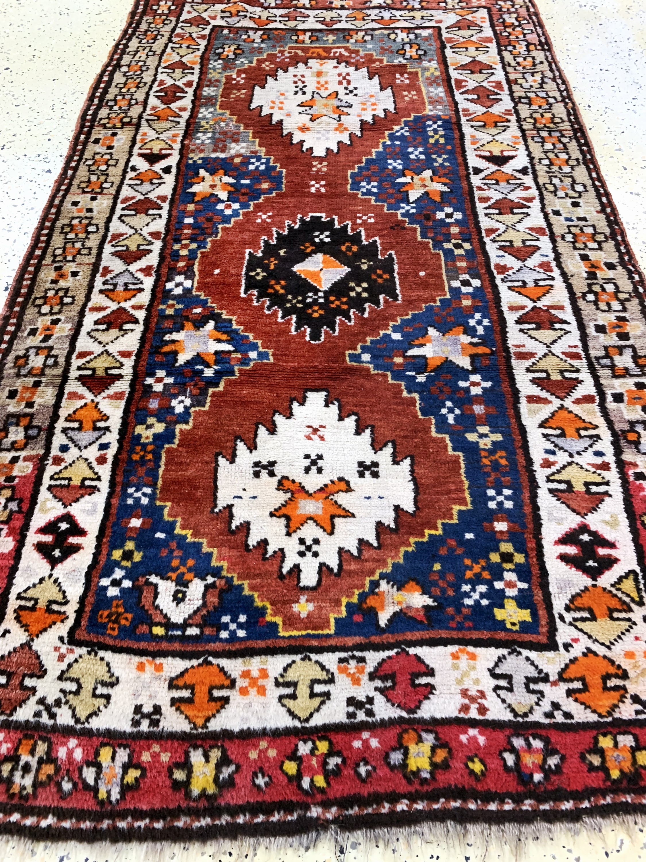 Detail d: Antiker Kazak, Kaukasus, um 1900, Wolle aufWolle, ca. 190 x 110 cm, EHZ: 3