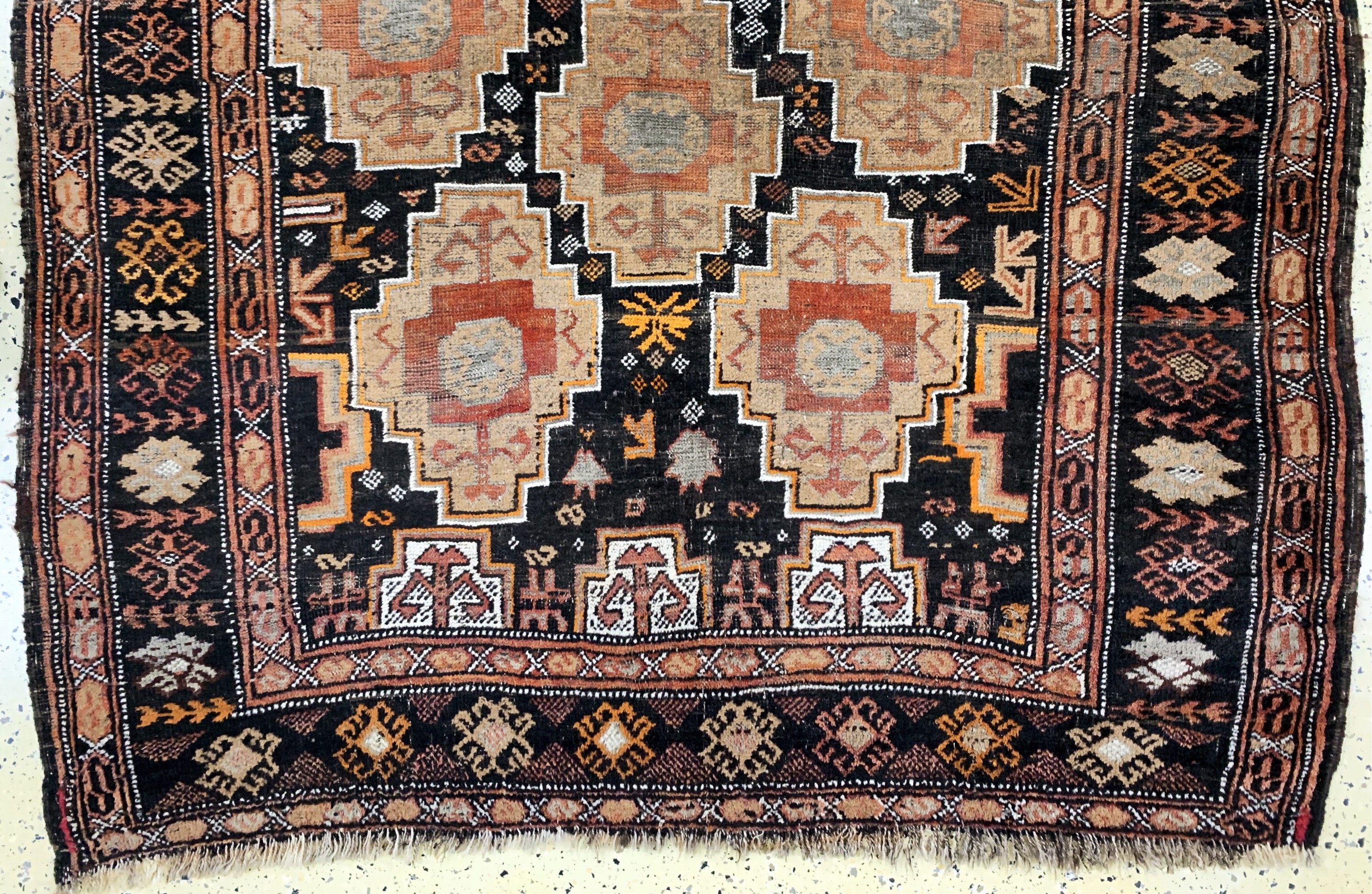 Detail c: Belutsch antik, Afghanistan, um 1900, Wolleauf Wolle, ca. 255 x 155 cm, EHZ: 3
