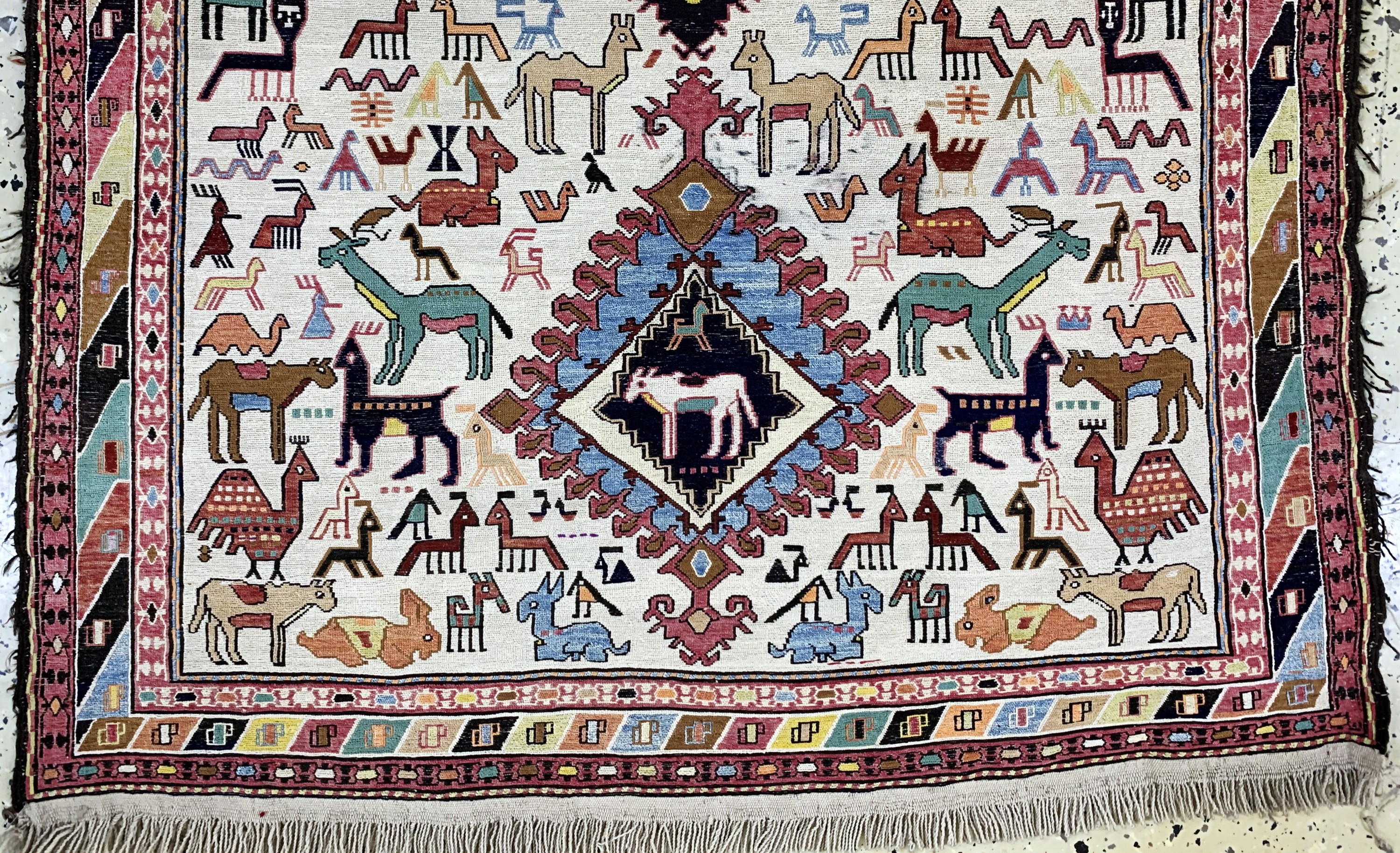 Detail c: Sumakh, Azerbaijan, Ende 20.Jhd, Seide-Baumwolle auf Wolle, ca. 180 x 106 cm, EHZ: 2