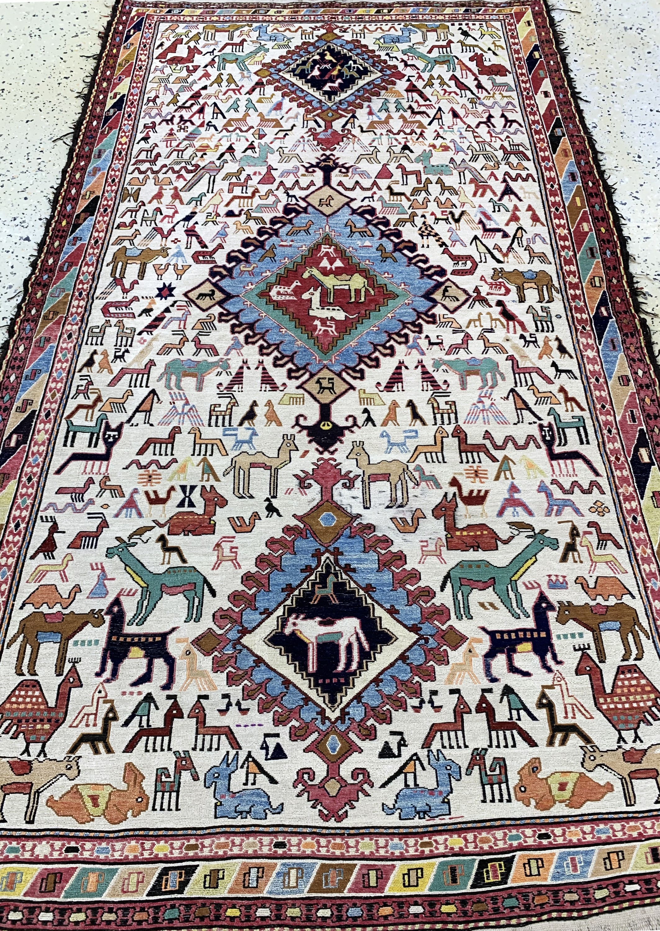 Detail d: Sumakh, Azerbaijan, Ende 20.Jhd, Seide-Baumwolle auf Wolle, ca. 180 x 106 cm, EHZ: 2