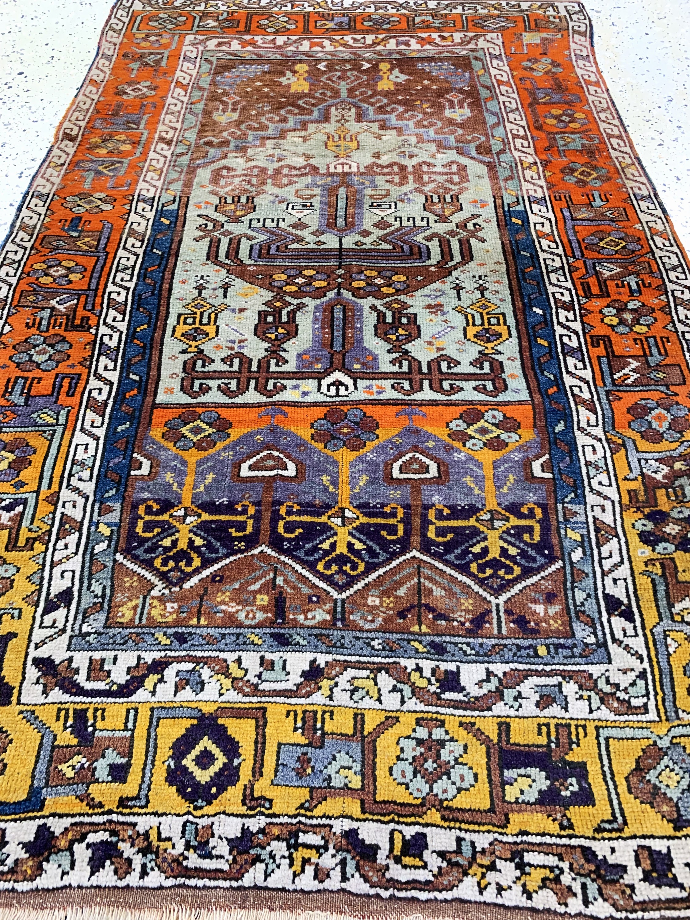 Detail d: Antiker Melas, Türkei, um 1900, Wolle auf Wolle, ca. 170 x 108 cm, EHZ: 2