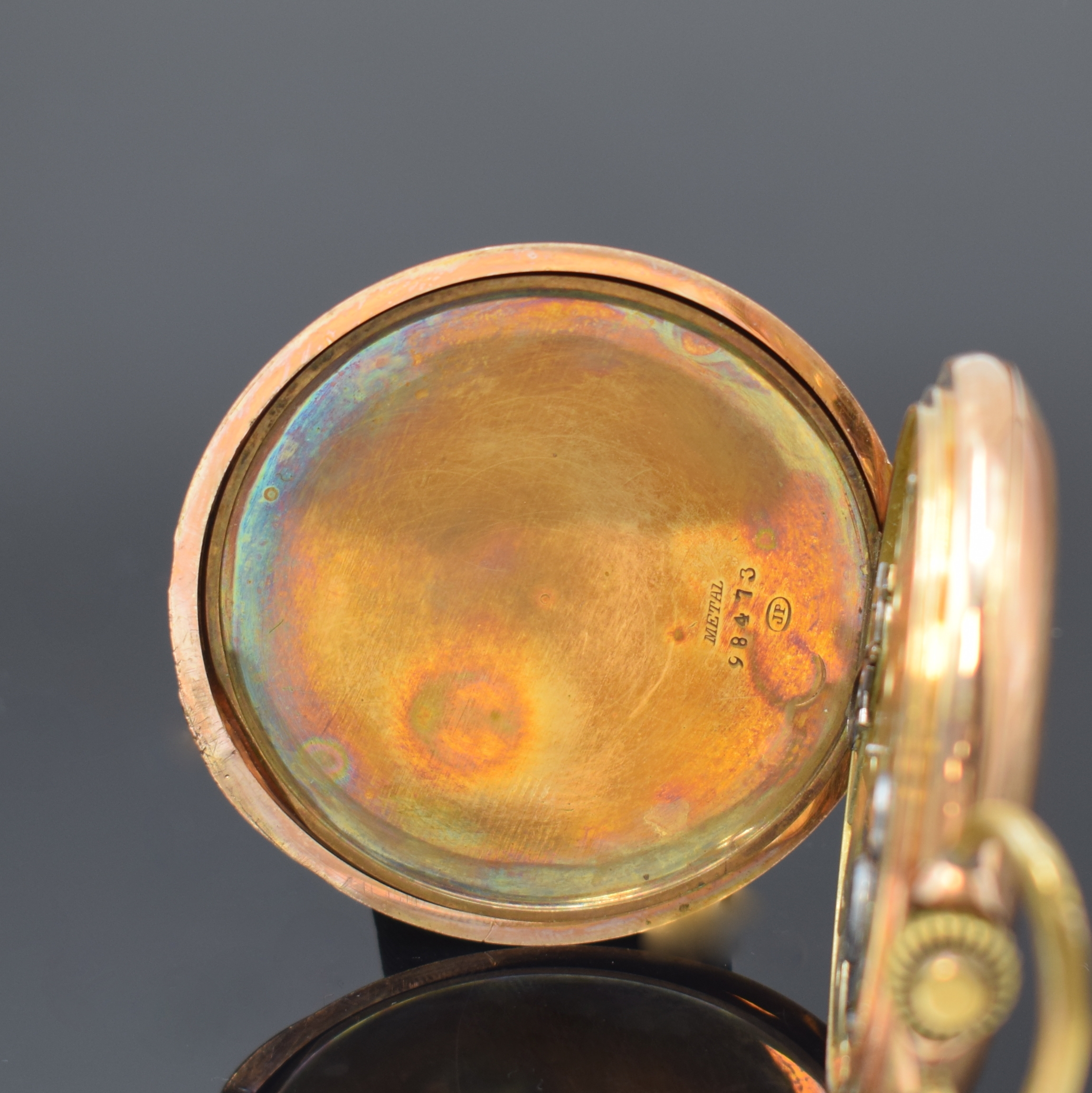 Detail f: SYSTEME GLASHÜTTE Herrensavonette in RG 585/000, Schweiz um 1910, 2 Deckel Goldgeh. dell., Sprung- u. Rückdeckel guill., Monogramm, Metallcuvette, ...