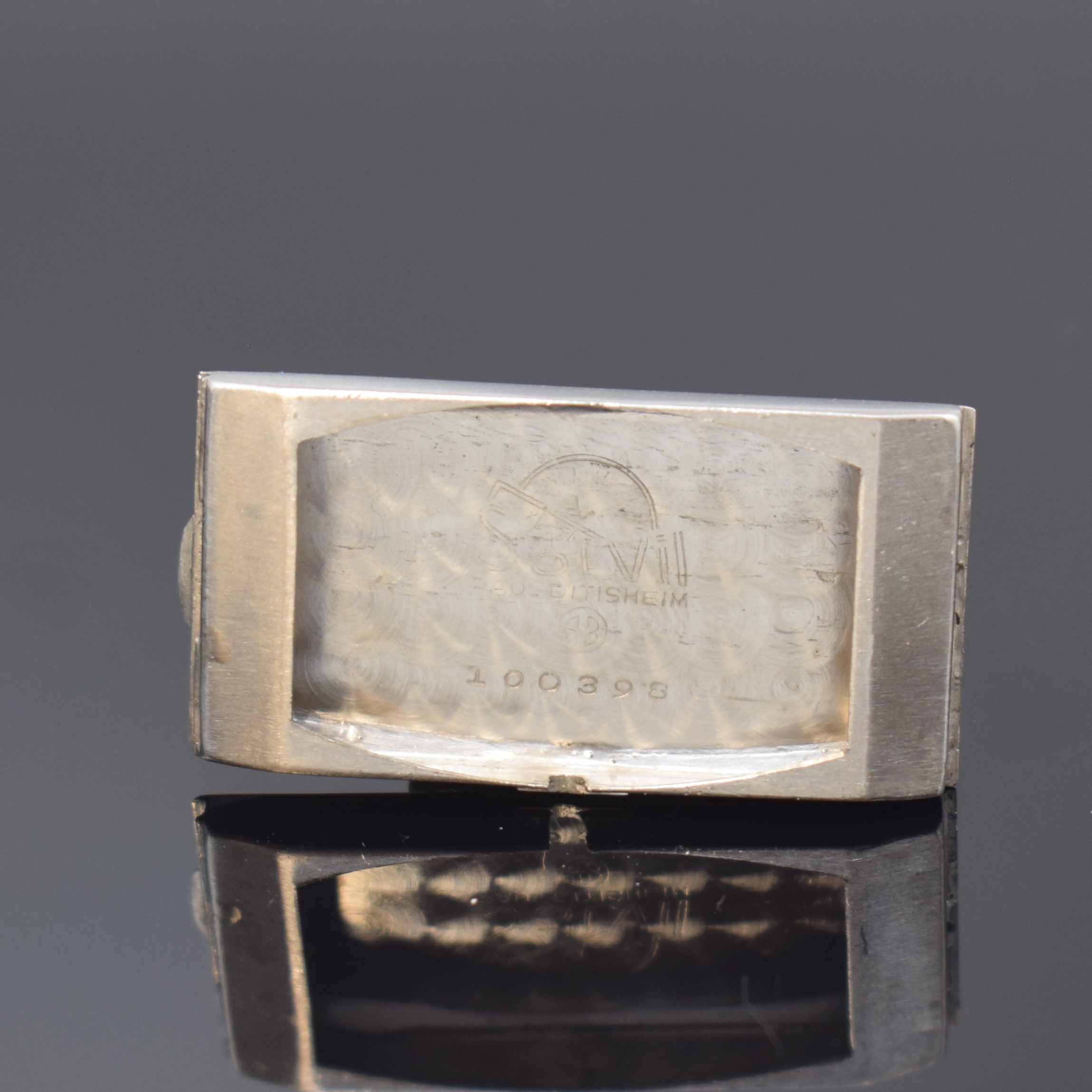 Detail d: PAUL DITISHEIM / SOLVIL Armbanduhr in Platin, Schweiz um 1940, Handaufzug, Geh. 10% Irid. Plat., Boden aufgedr., schwarzes Zifferbl. rest., Kal. 735, ...
