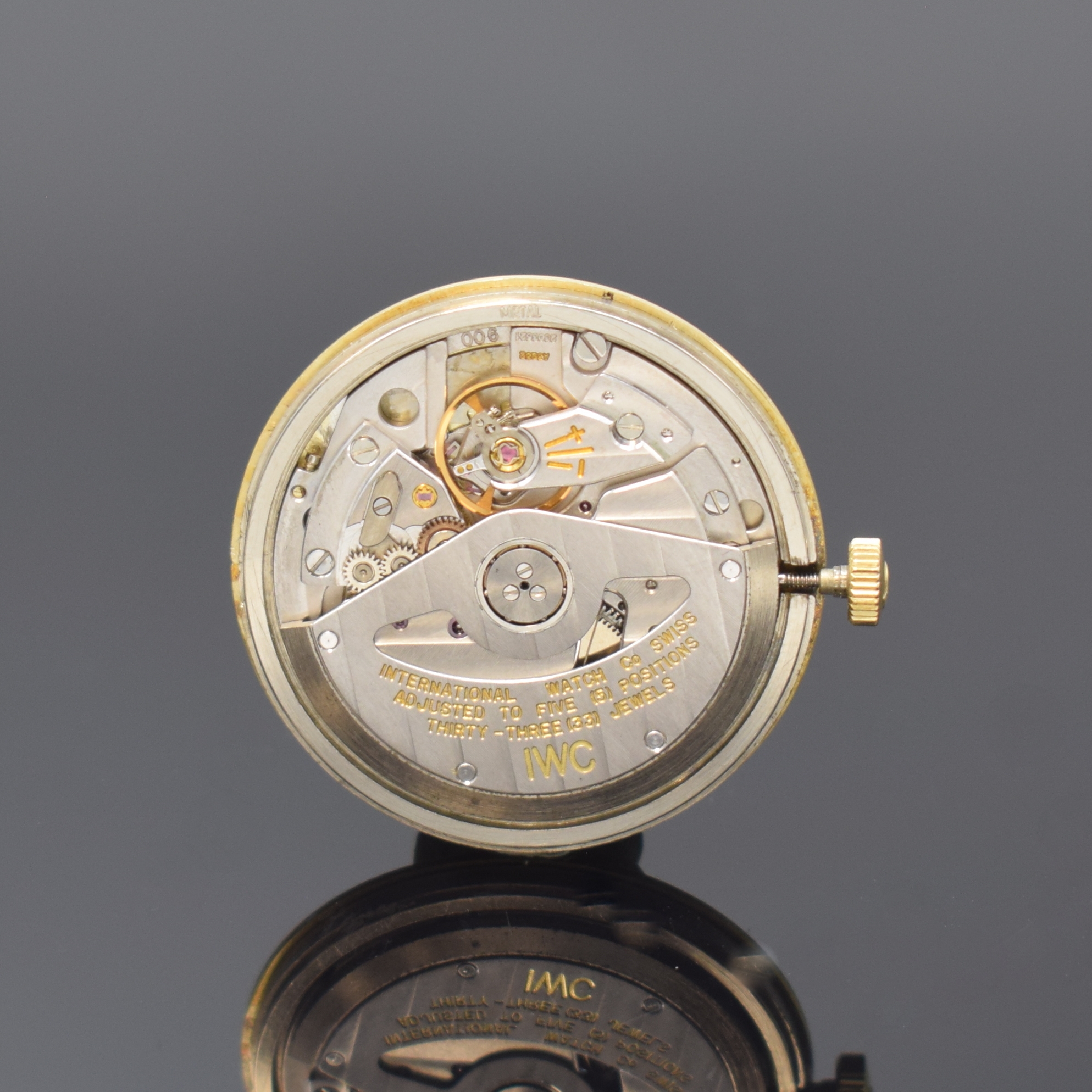 Detail g: IWC seltene Herrenarmbanduhr Referenz 3278 in GG 750/000, Schweiz um 1979, Automatik, kissenförm. Geh. inkl. neutr. Lederband m. orig. verg. ...