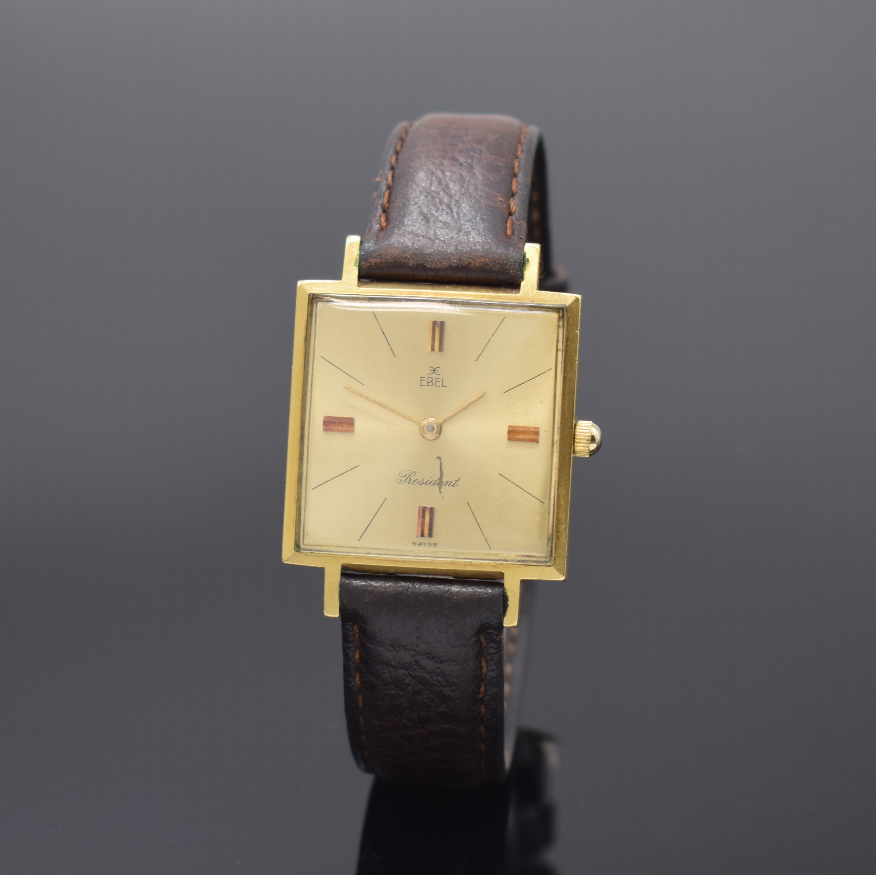 EBEL President Armbanduhr in GG 750/000, Schweiz um 1965, Handaufzug, Boden aufgedr., gold. Zifferbl. m. aufgel. Ind., gold. Zeiger, Kal. 97, M. ca. ...