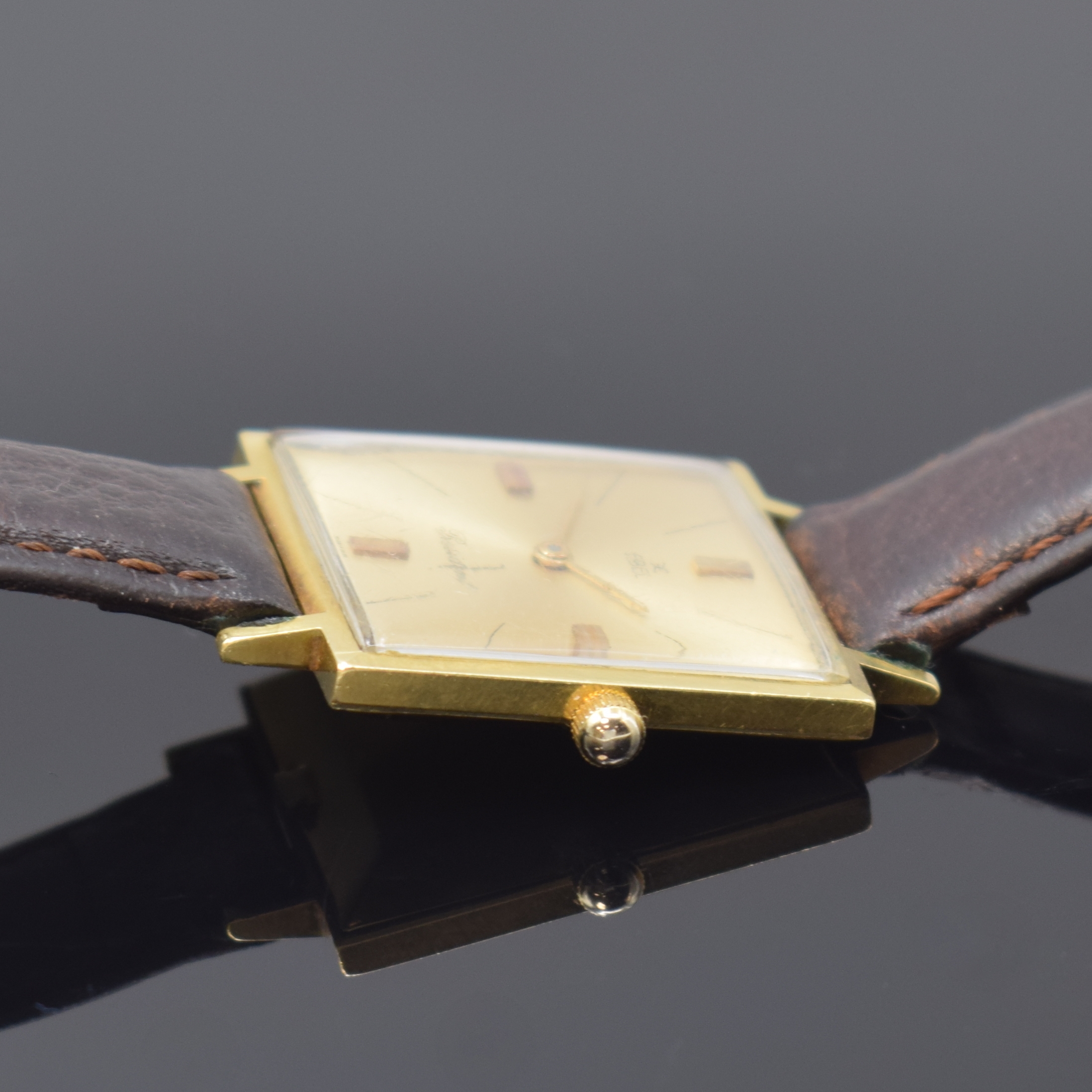 Detail b: EBEL President Armbanduhr in GG 750/000, Schweiz um 1965, Handaufzug, Boden aufgedr., gold. Zifferbl. m. aufgel. Ind., gold. Zeiger, Kal. 97, M. ca. ...
