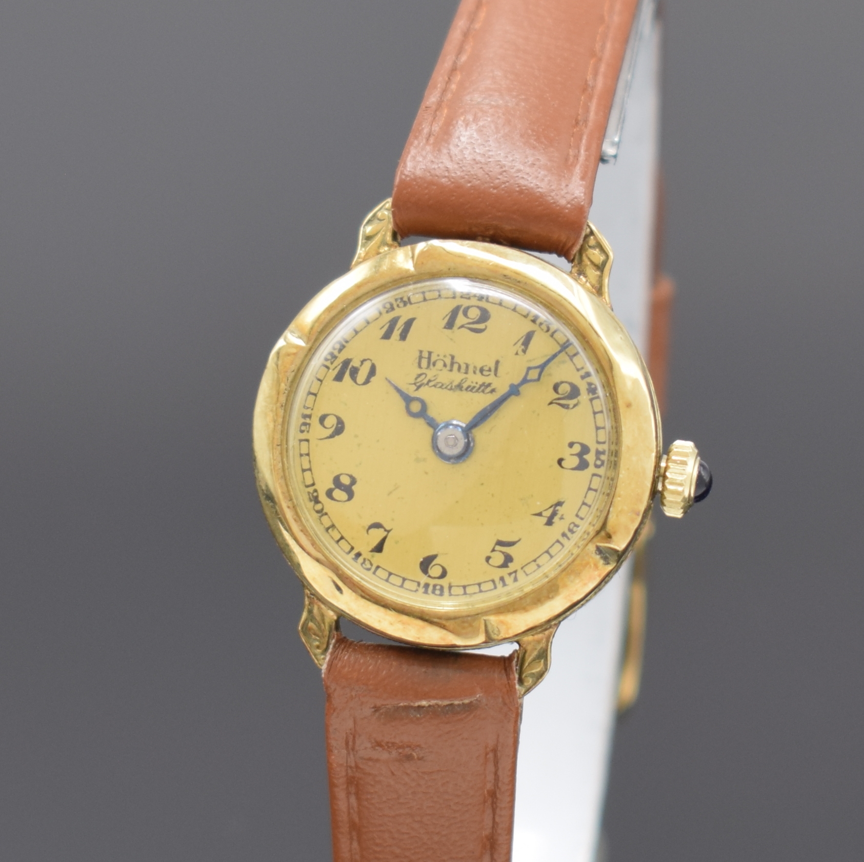Detail a: HÖHNEL GLASHÜTTE frühe Damenarmbanduhr in GG 585/000, Deutschland um 1925, Handaufzug, Boden aufgedr., Schmuckkrone, champagnerfarb. Zifferbl. m. ...
