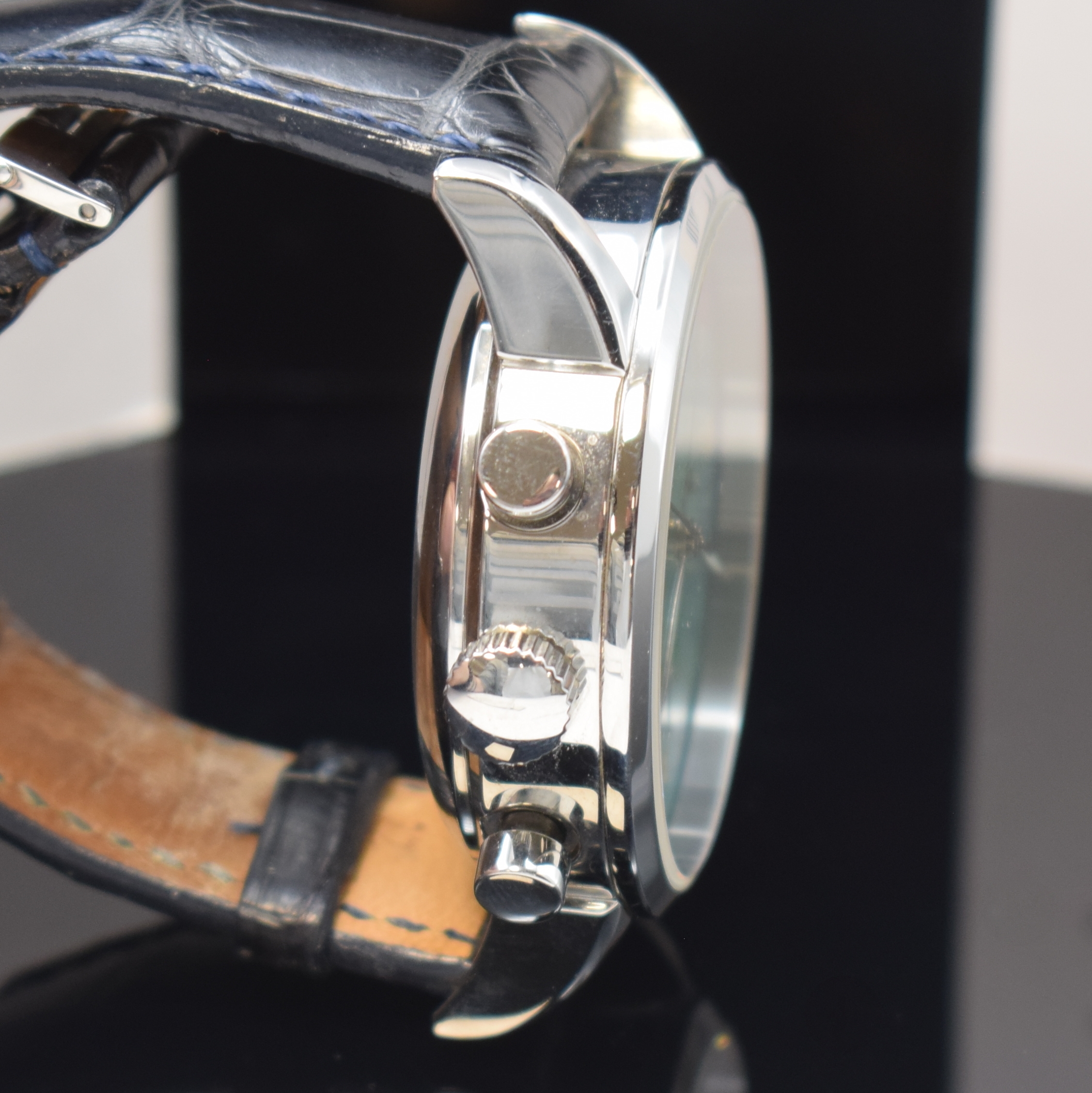 Detail c: JB GIOCCHINO Armbandchronograph, Schweiz um 2014, Automatik, Edelstahlgeh. inkl. Lederband m. orig. dopp. Faltschl., beids. vergl., Boden aufgedr., ...