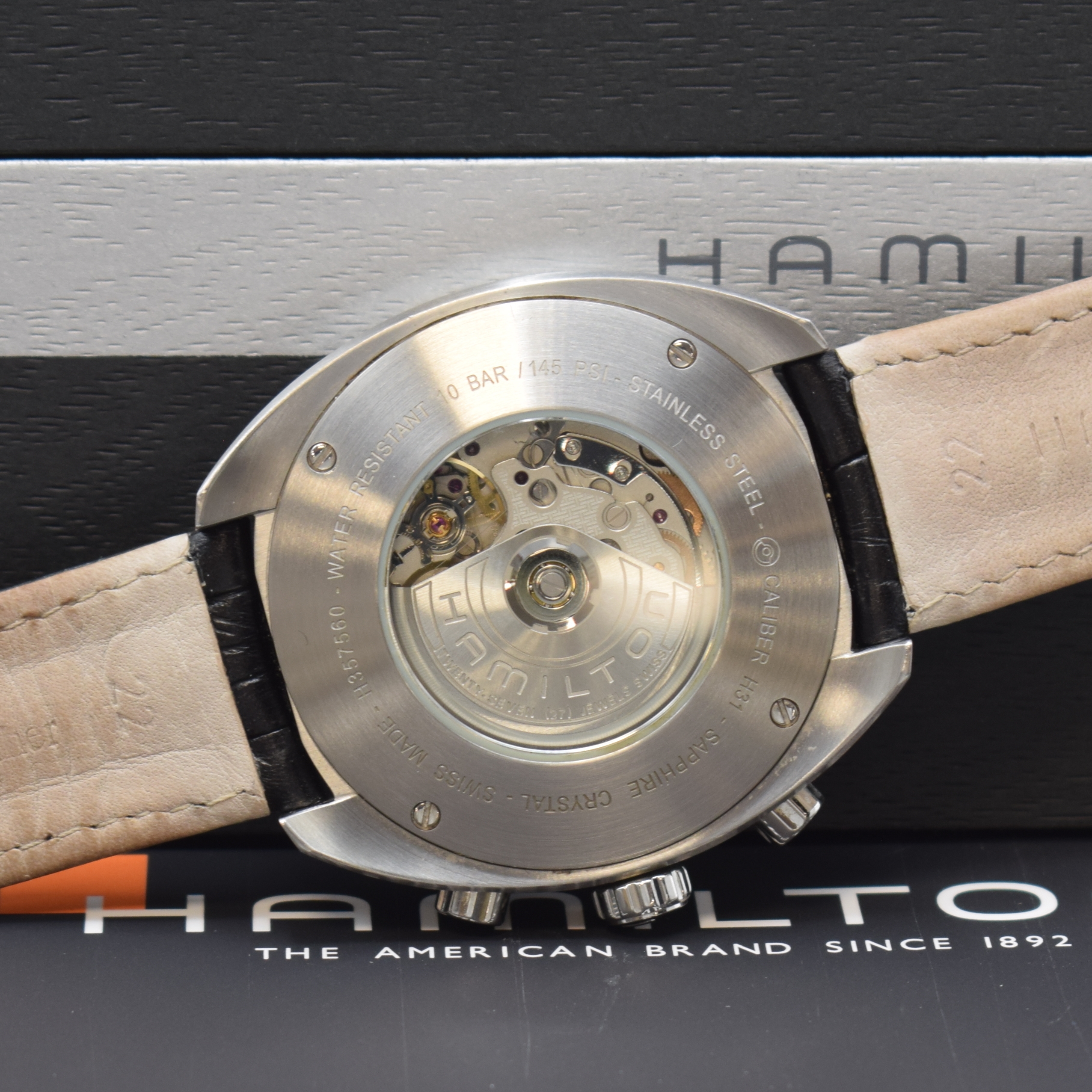 Detail f: HAMILTON Armbandchronograph PAN-EUROP Referenz H357560, Automatik, Edelstahlgeh. inkl. orig. Lederband m. orig. Dornschl., beids. vergl., Boden ...