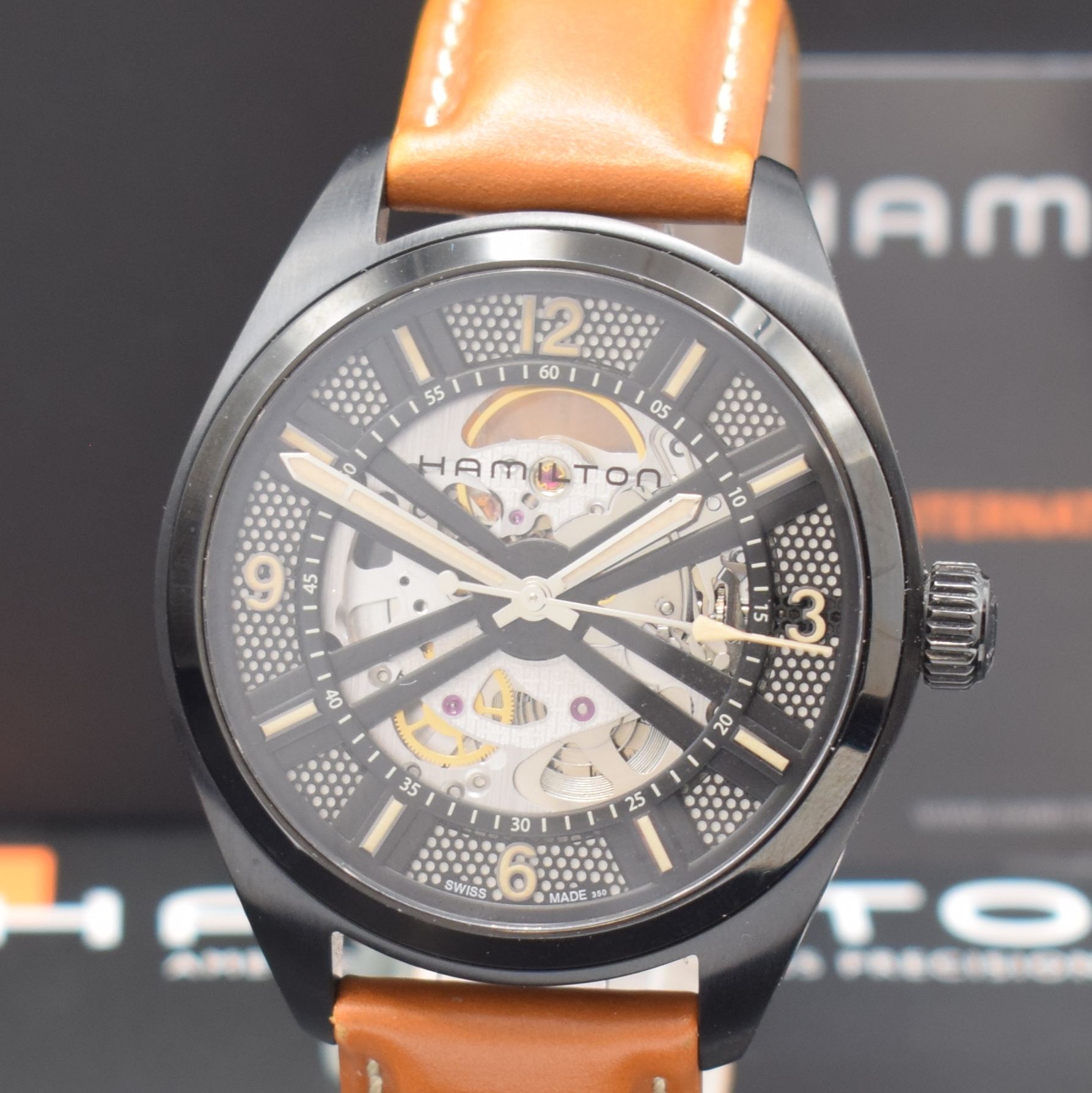 Detail a: HAMILTON Herrenarmbanduhr Khaki Field Skeleton Referenz H725850, Automatik, PVD- beschichtetes Edelstahlgeh. m. inkl. orig. Lederband m. orig. ...