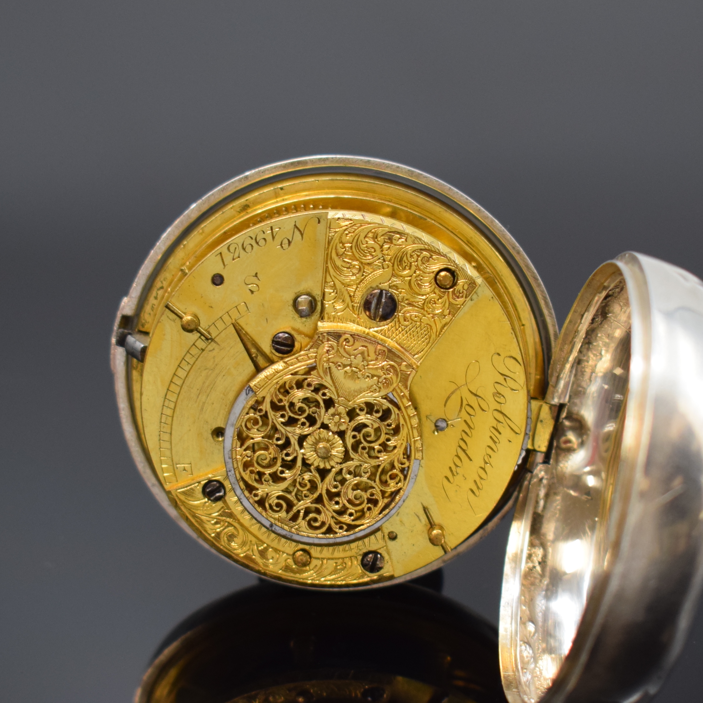 Detail c: Konvolut: 2 Spindeluhren in silbernen Doppelgehäusen, England um 1800, Schlüsselaufzug, glatte Geh. dell., Übergeh. m. Außenscharnieren, ...