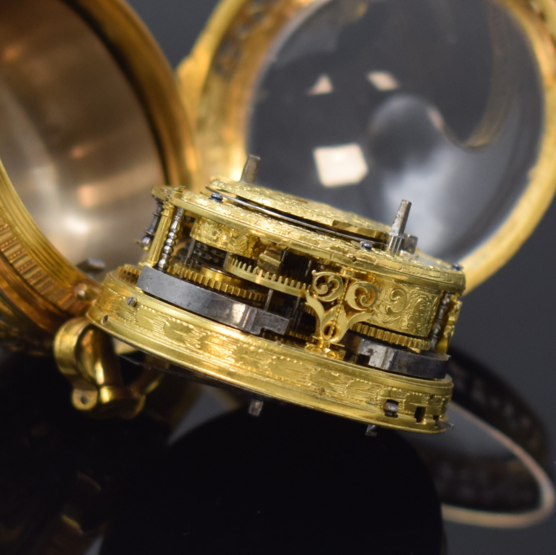 Detail c: JOSEPH GEYMÜLLER Groß-Glogau seltene Spindeltaschenuhr mit 1/4-Stunden-Repetition und Stunden-Selbstschlag, Deutschland um 1720, verg. durchbr. u. ...