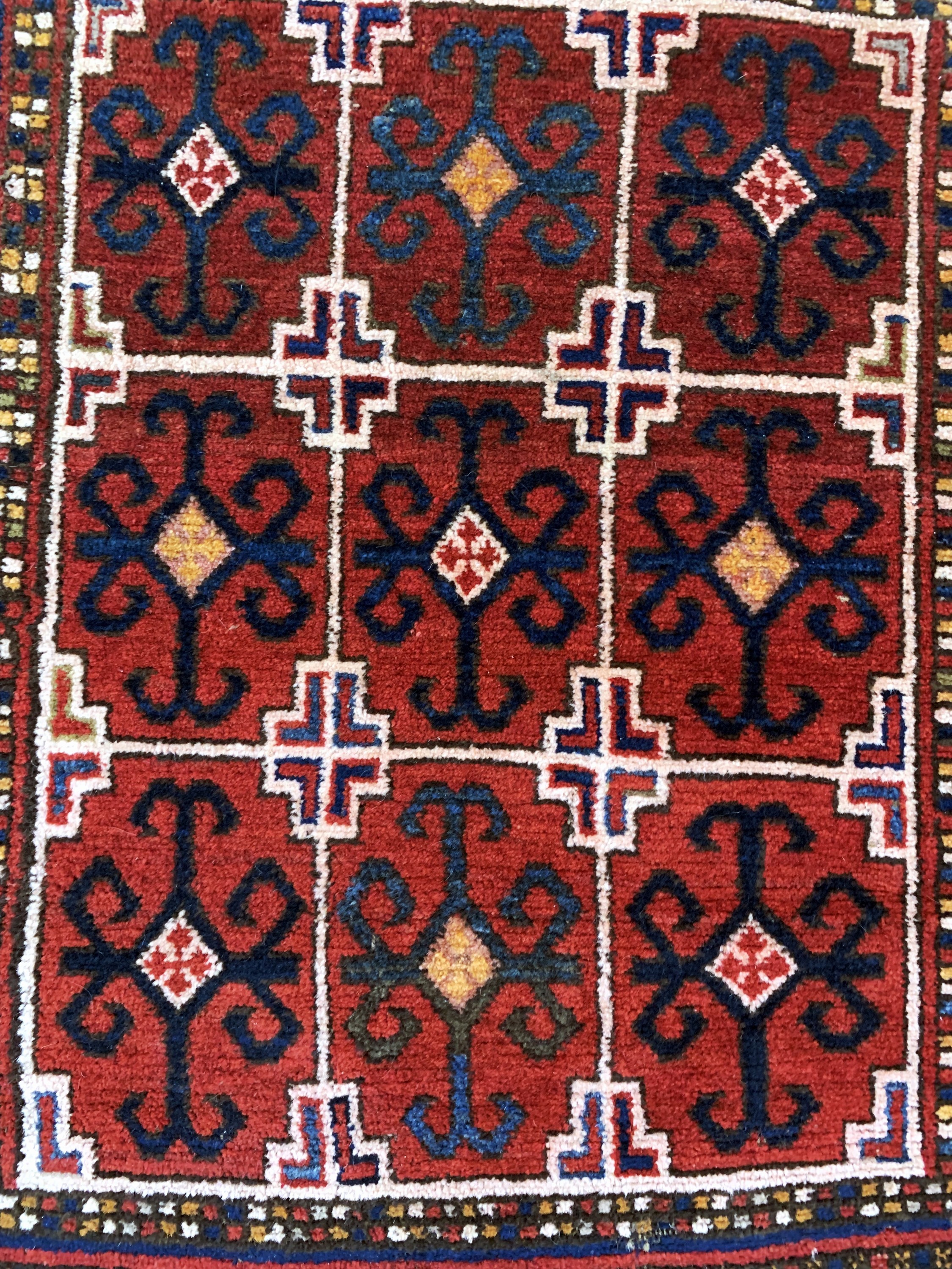 Detail a: 2 Lots Ersari, Turkmenistan, um 1900, Wolleauf Wolle, ca. 100 x 57 cm, EHZ: 2