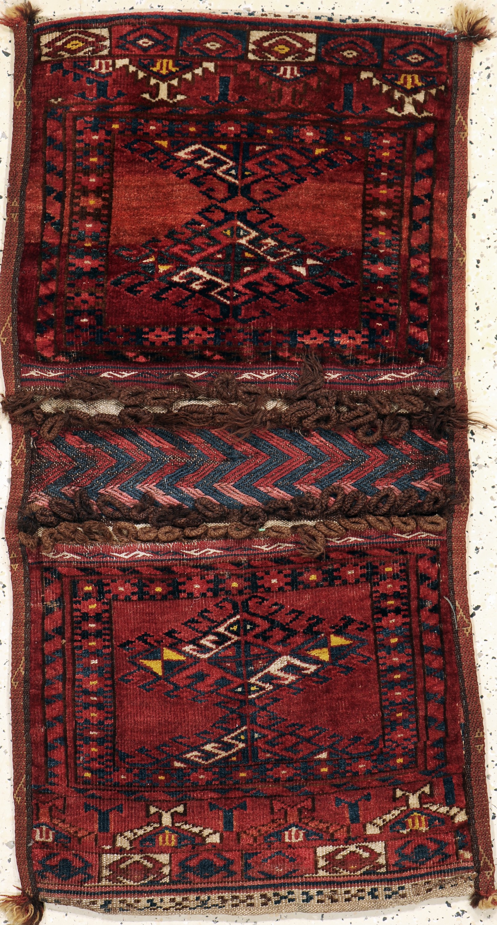 Ersari Doppelttasche antik, Turkmenistan, um 1900, Wolle auf Wolle, ca. 120 x 62 cm, EHZ: 3