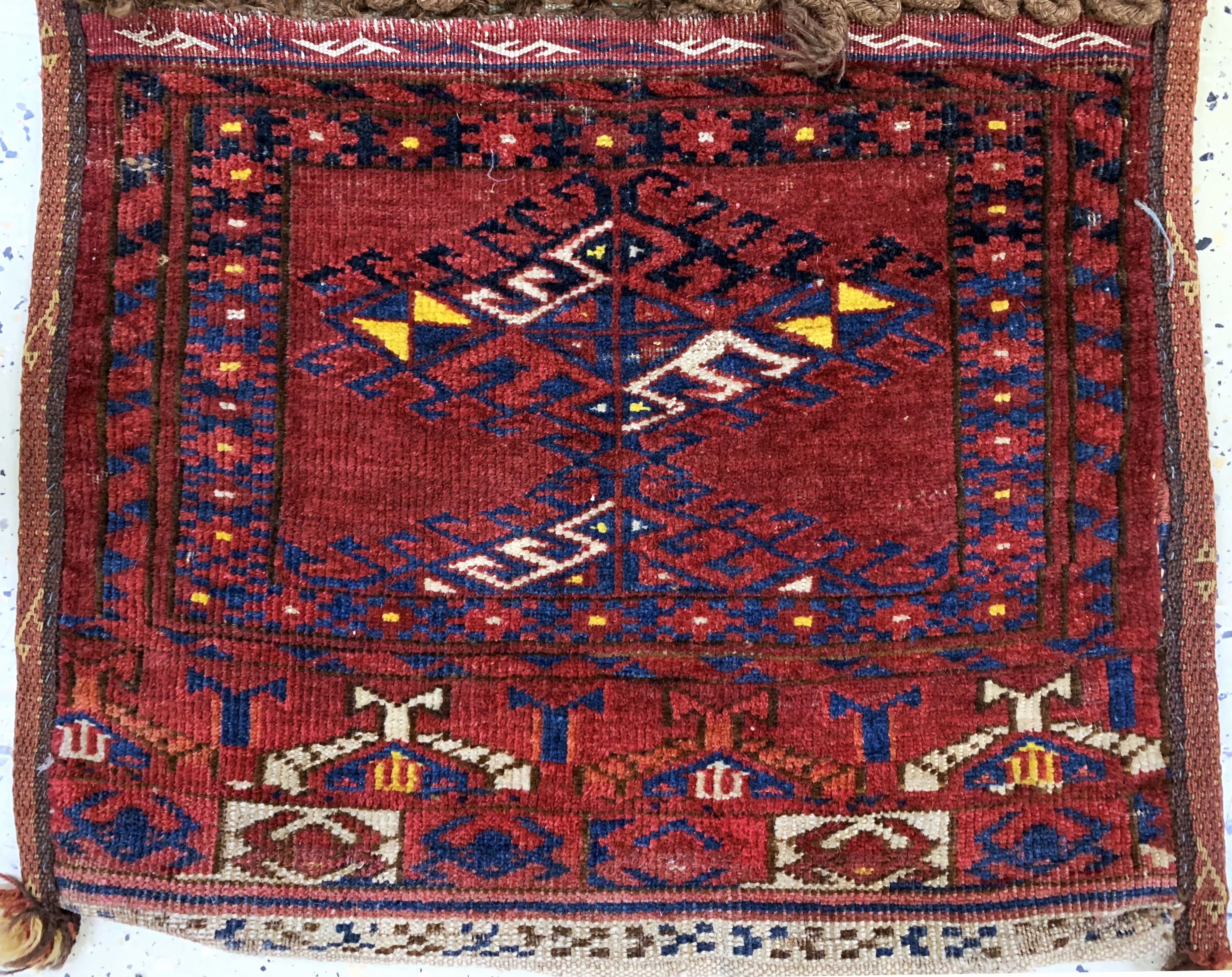 Detail b: Ersari Doppelttasche antik, Turkmenistan, um 1900, Wolle auf Wolle, ca. 120 x 62 cm, EHZ: 3