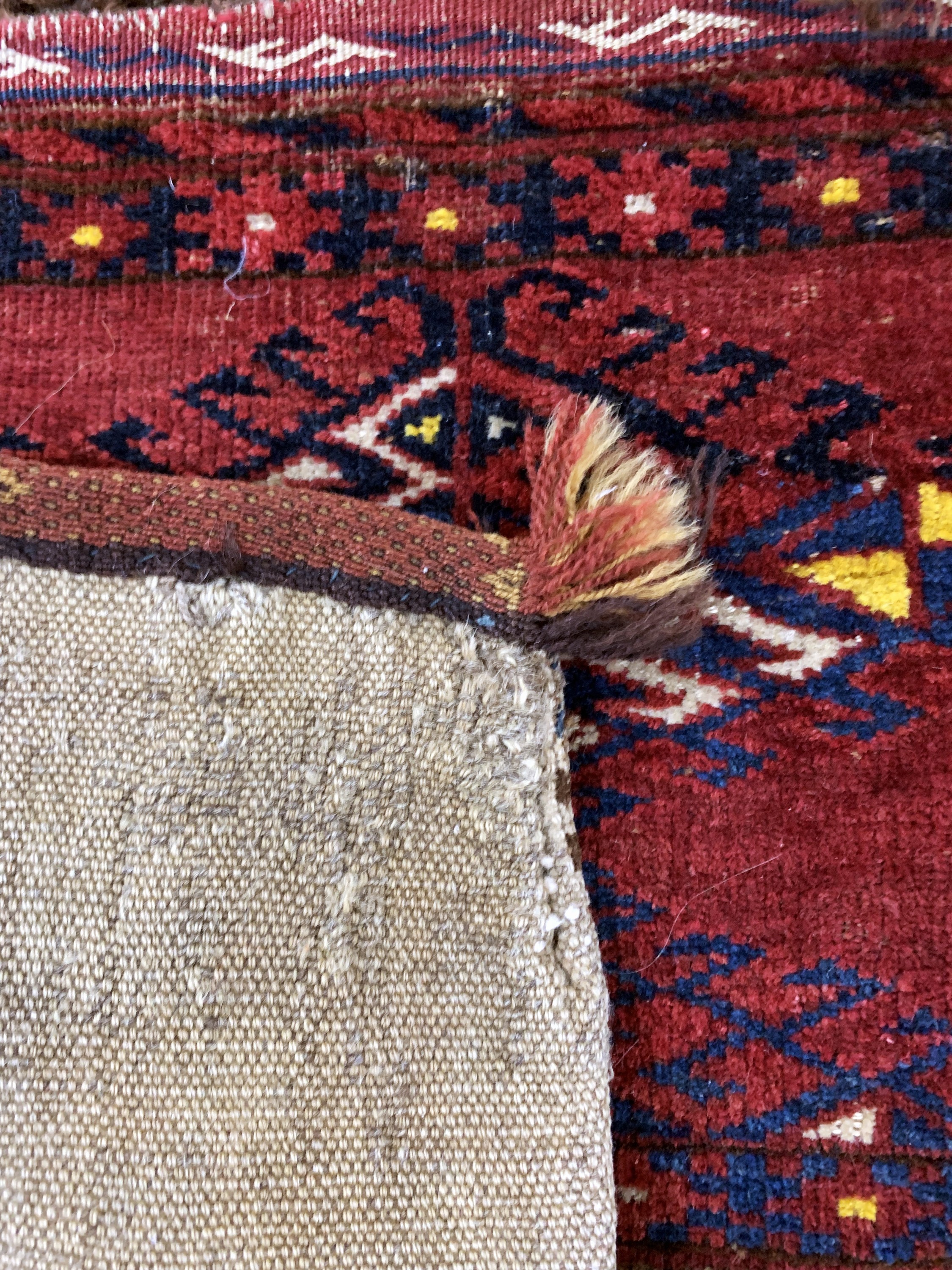 Detail d: Ersari Doppelttasche antik, Turkmenistan, um 1900, Wolle auf Wolle, ca. 120 x 62 cm, EHZ: 3