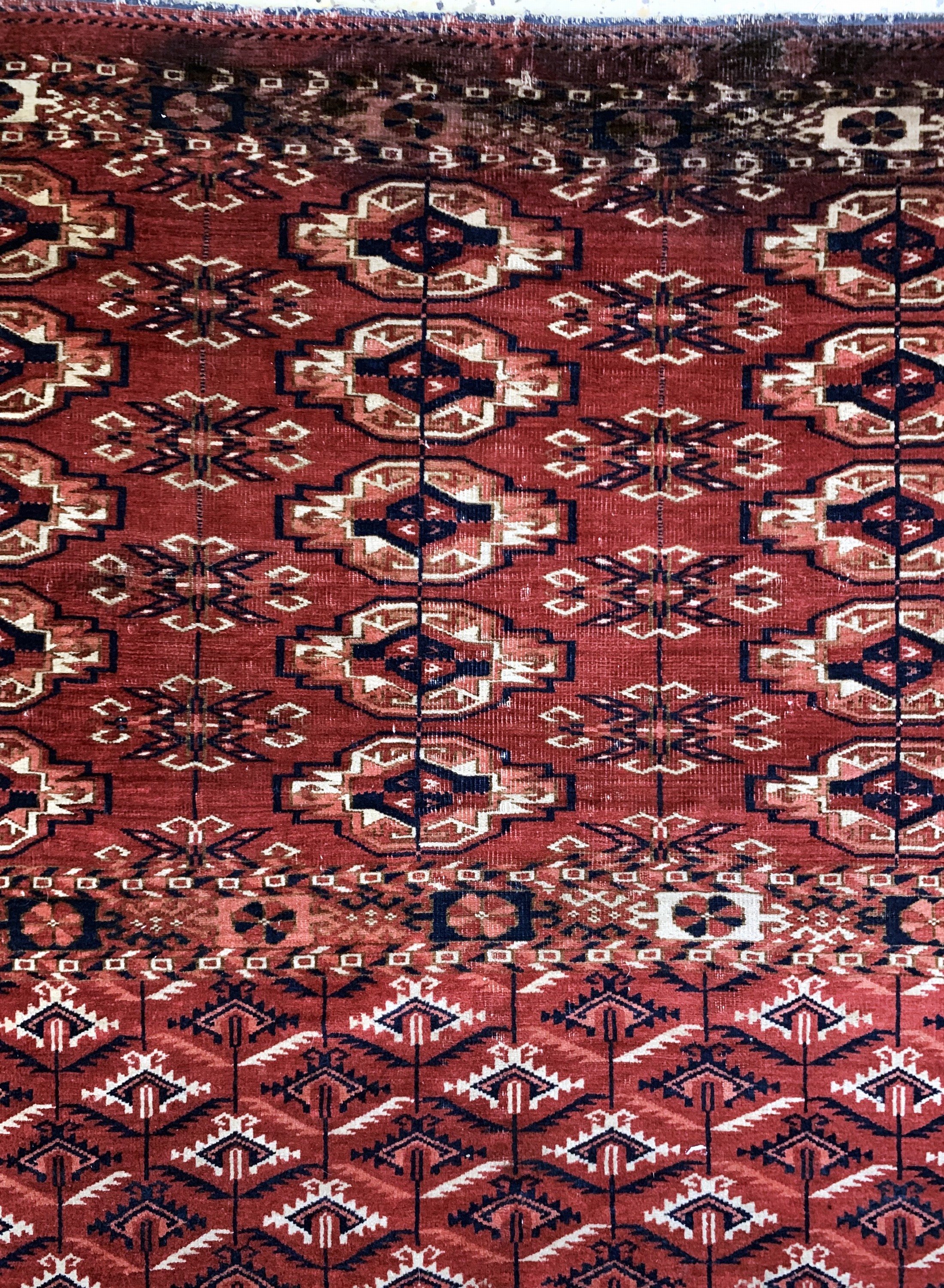 Detail b: Tekke Tschowal antik, Turkmenistan, 19.Jhd,Wolle auf Wolle, ca. 130 x 70 cm, EHZ: 4
