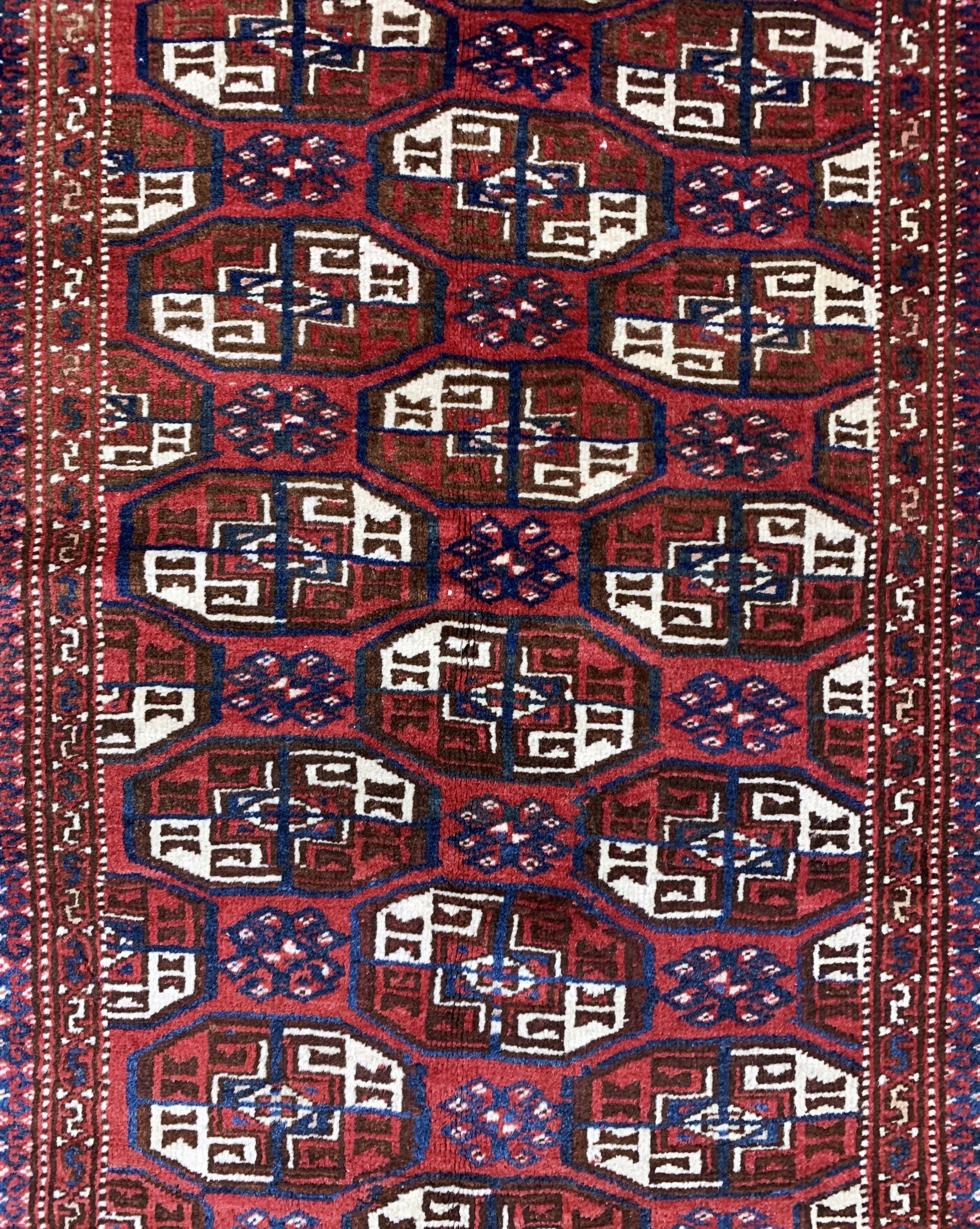 Detail b: Yomud alt, Turkmenistan, Mitte 20.Jhd, Wolle auf Wolle, ca. 202 x 133 cm, EHZ: 2