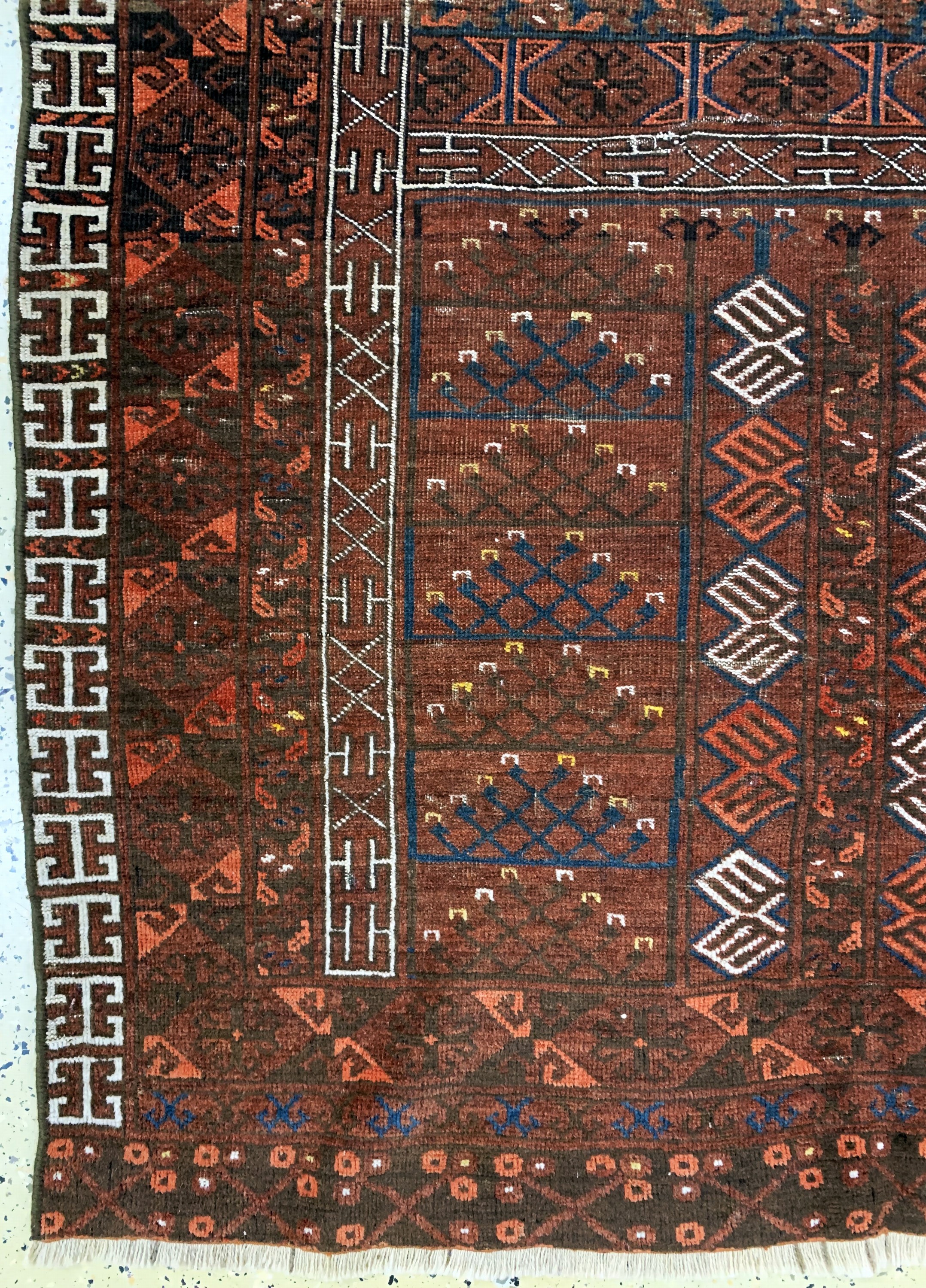 Detail b: Esari Engsi antik, Turkmenistan, 19.Jhd, Wolle auf Wolle, ca. 220 x 153 cm, EHZ: 3