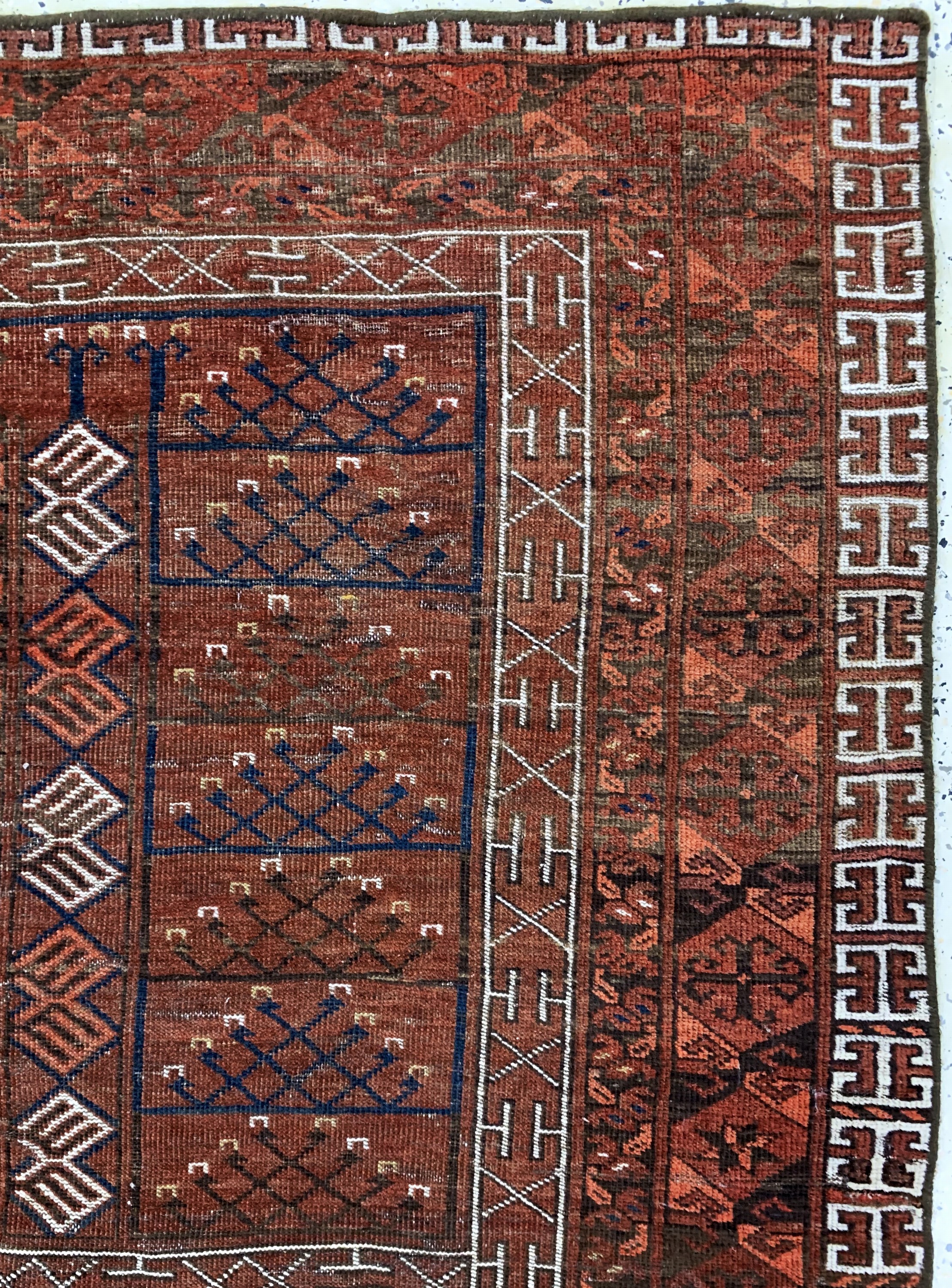 Detail d: Esari Engsi antik, Turkmenistan, 19.Jhd, Wolle auf Wolle, ca. 220 x 153 cm, EHZ: 3