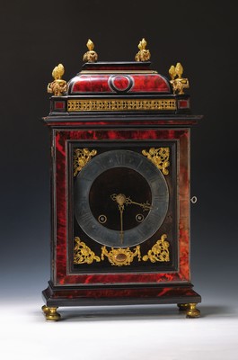 Image Table clock, Religieuse, Switzerland, around 1730/50, wooden case, tortoiseshell inlays ...