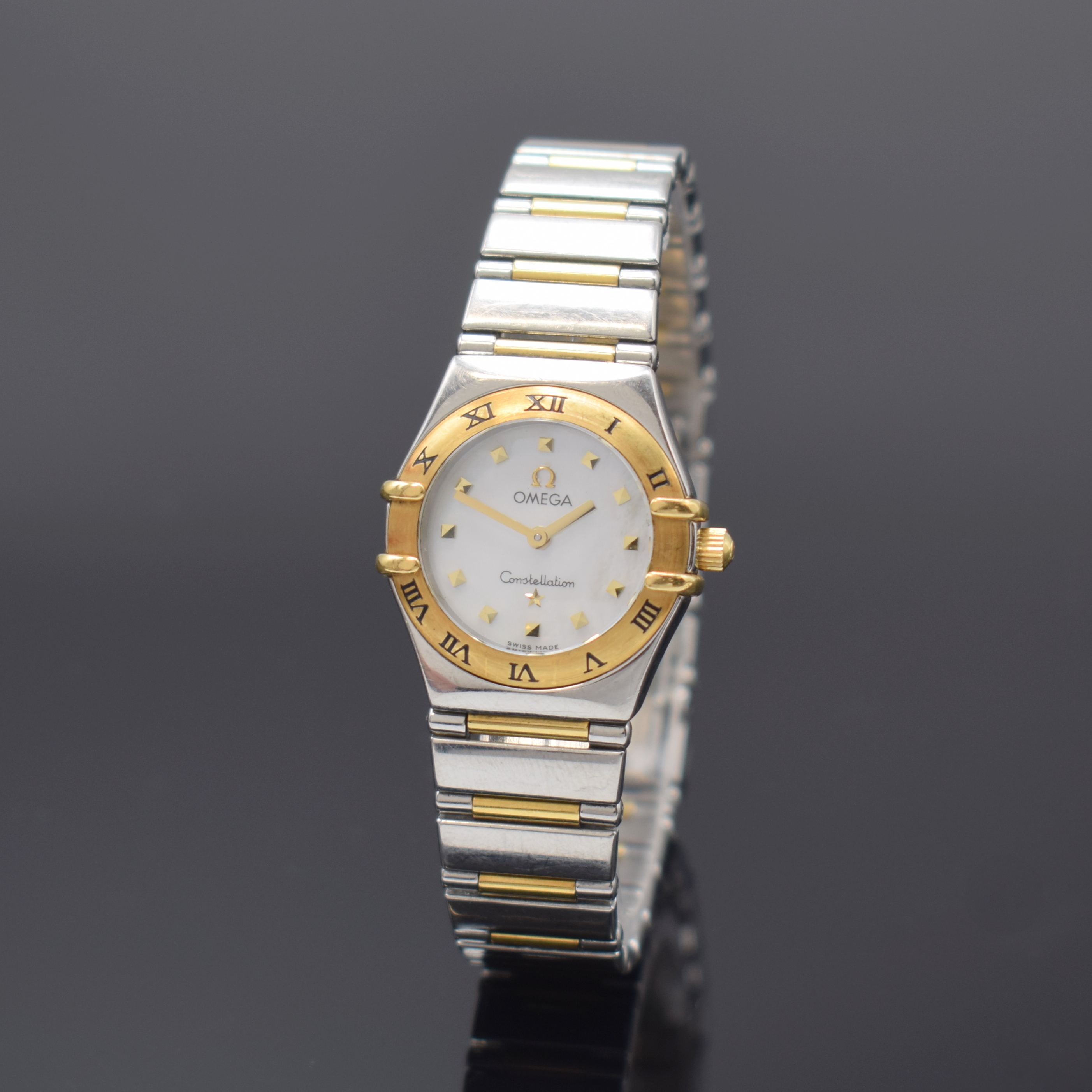 OMEGA Damenarmbanduhr Constellation My Choice, Schweiz um 2005, quarz, Edelstahl/Gold komb., inkl. Gliederband m. Faltschl., Boden aufgedr., ...