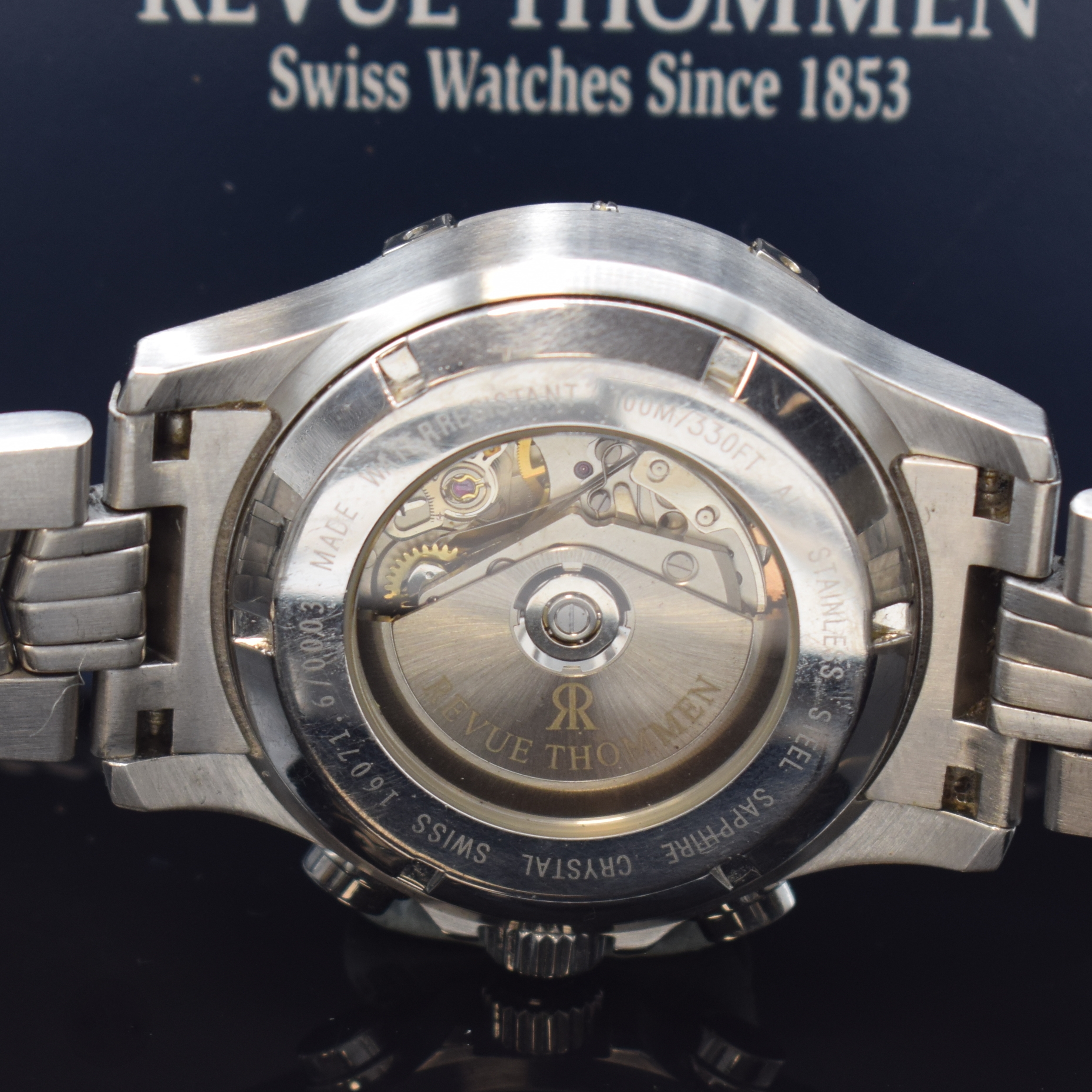 Detail d: REVUE THOMMEN Airspeed - X Large Armbandchronograph in Stahl Referenz 16071.6, Schweiz um 2015, Automatik, beids. vergl. Geh. inkl. Gliederband m. ...