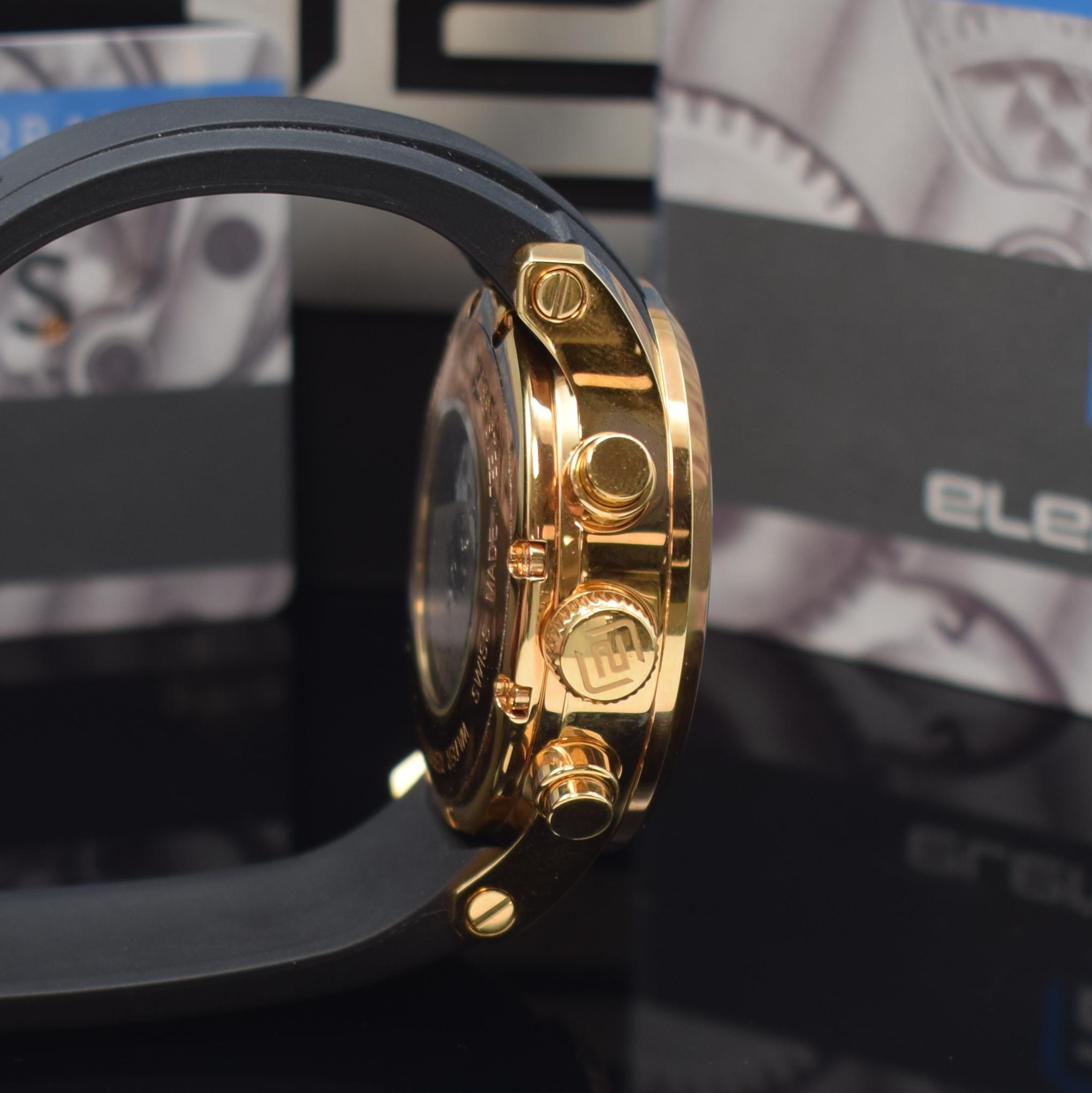 Detail c: 2 ELEMENTS Sub Two Herrenchronograph, Schweiz um 2020, Automatik, verg. Geh. beids. vergl., Kautschukband m. orig. Dornschl., Boden 8-fach verschr., ...