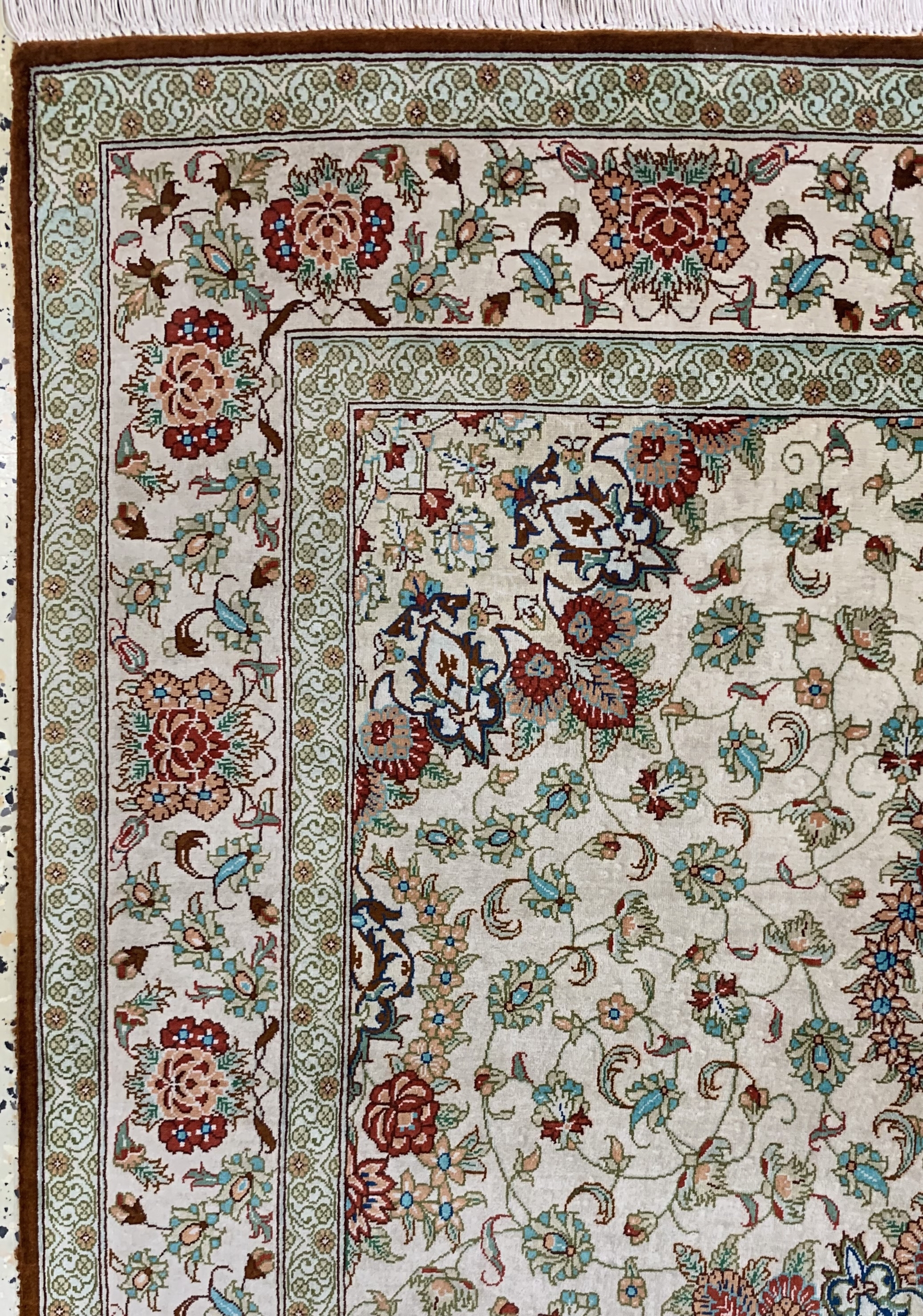 Detail d: Ghom Seide fein, Persien, Ende 20.Jhd, reine Naturseide, ca. 152 x 100 cm, ca. 1,0 Mio. Kn/qm, EHZ: 1-2