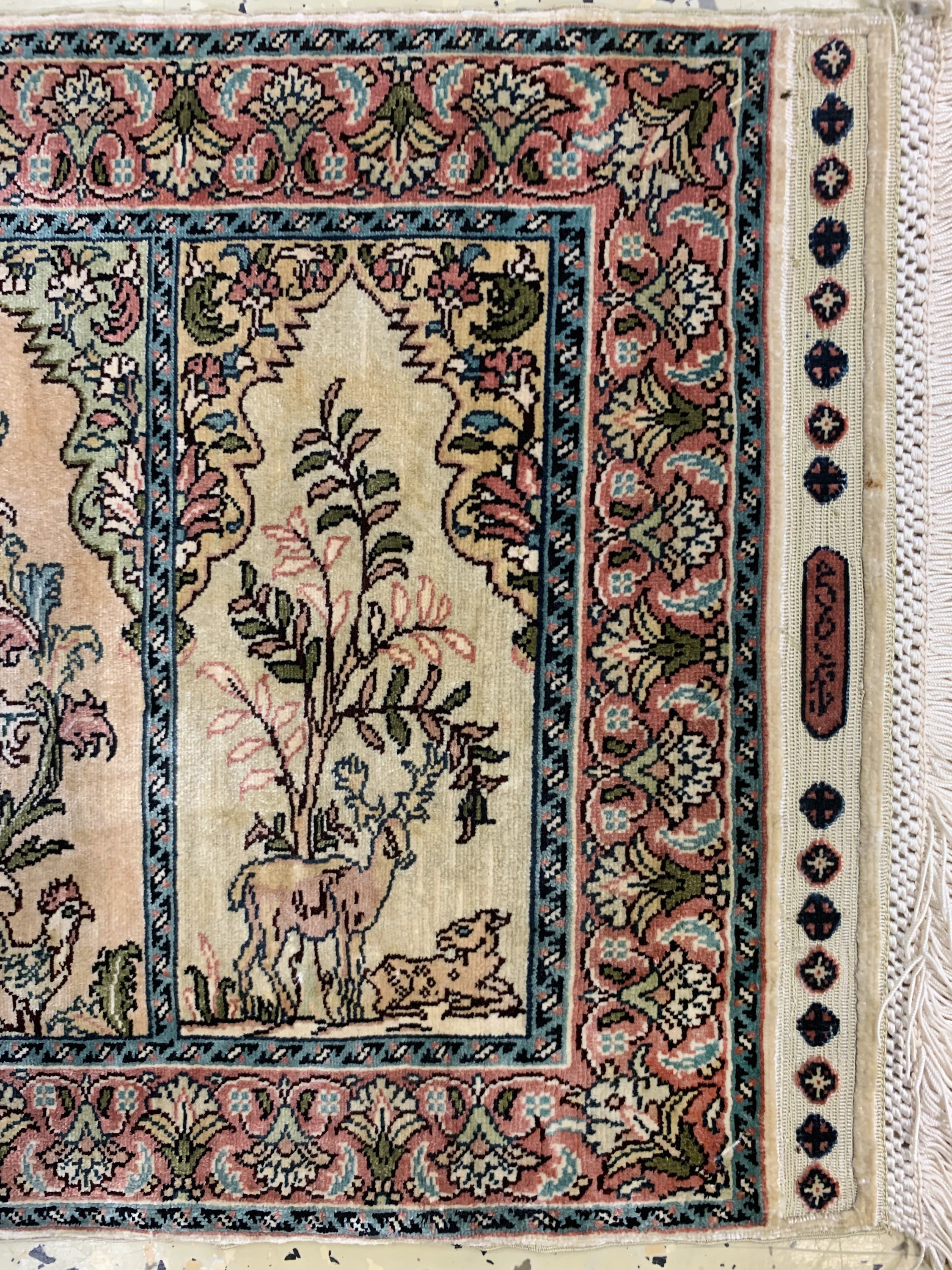 Detail a: Hereke Seide fein Türkei, signiert(Tschinar), Ende 20.Jhd, reine Naturseide, ca. 45 x 33 cm, ca. 1,0 Mio. Kn/qm, EHZ: 1