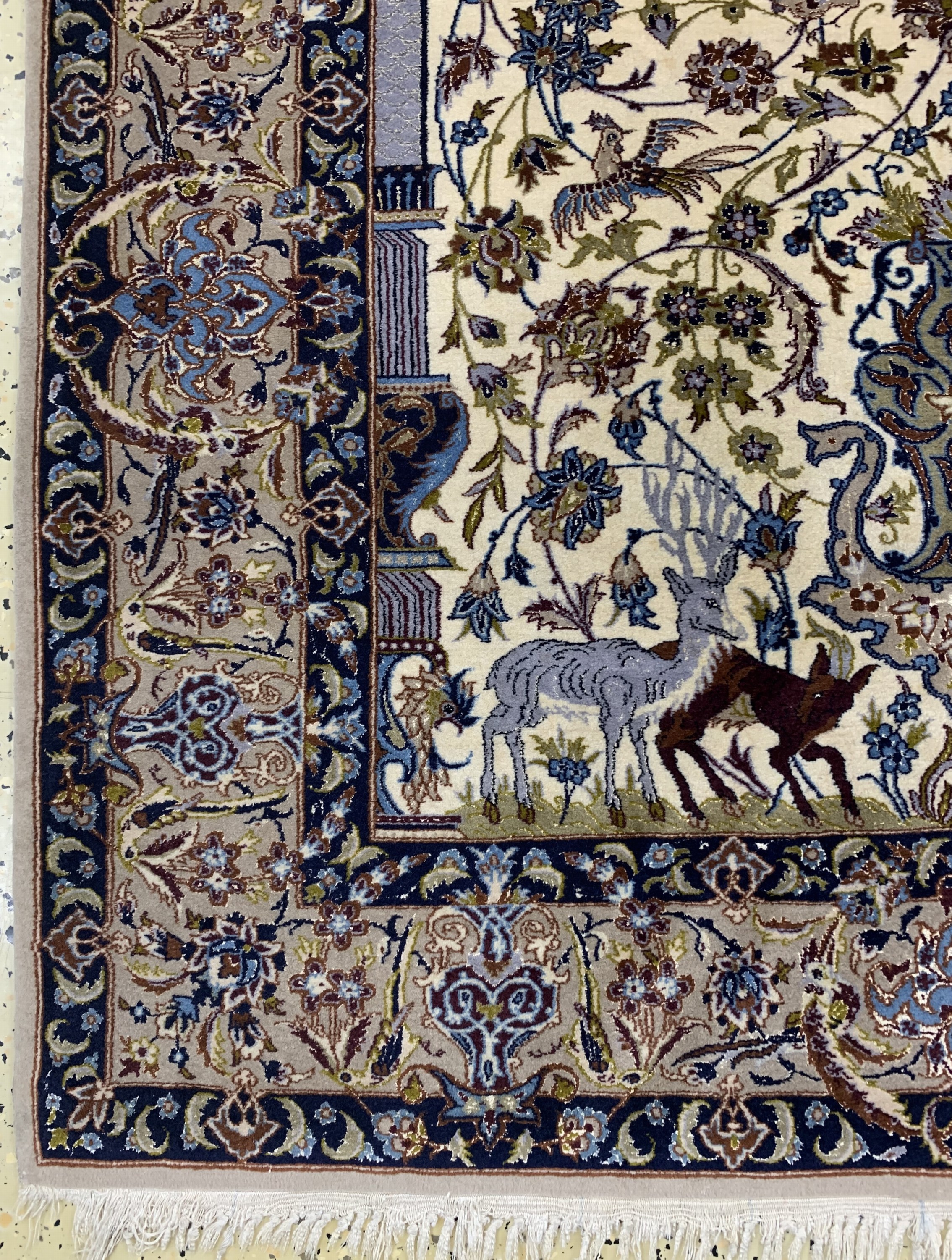 Detail b: Esfahan fein, Persien, Mitte 20.Jhd, Korkwolle mit und auf Seide, ca. 160 x 116 cm,ca. 1,0 Mio. Kn/qm, EHZ: 2