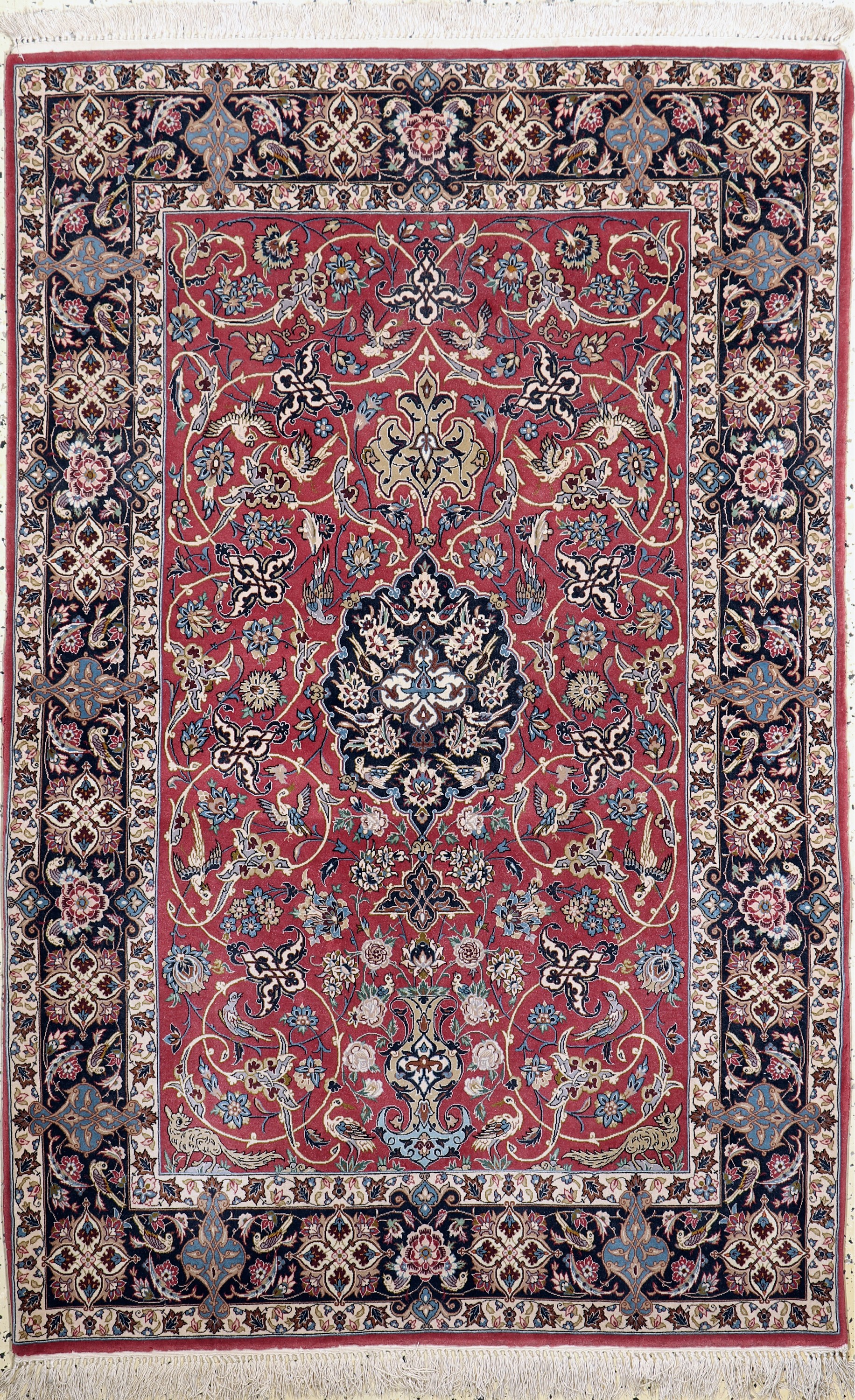 Esfahan fein, Persien, Mitte 20.Jhd, Korkwolle auf Seide, ca. 175 x 114 cm, ca. 1,0Mio. Kn/qm, minimale Mottenfraß, EHZ: 2