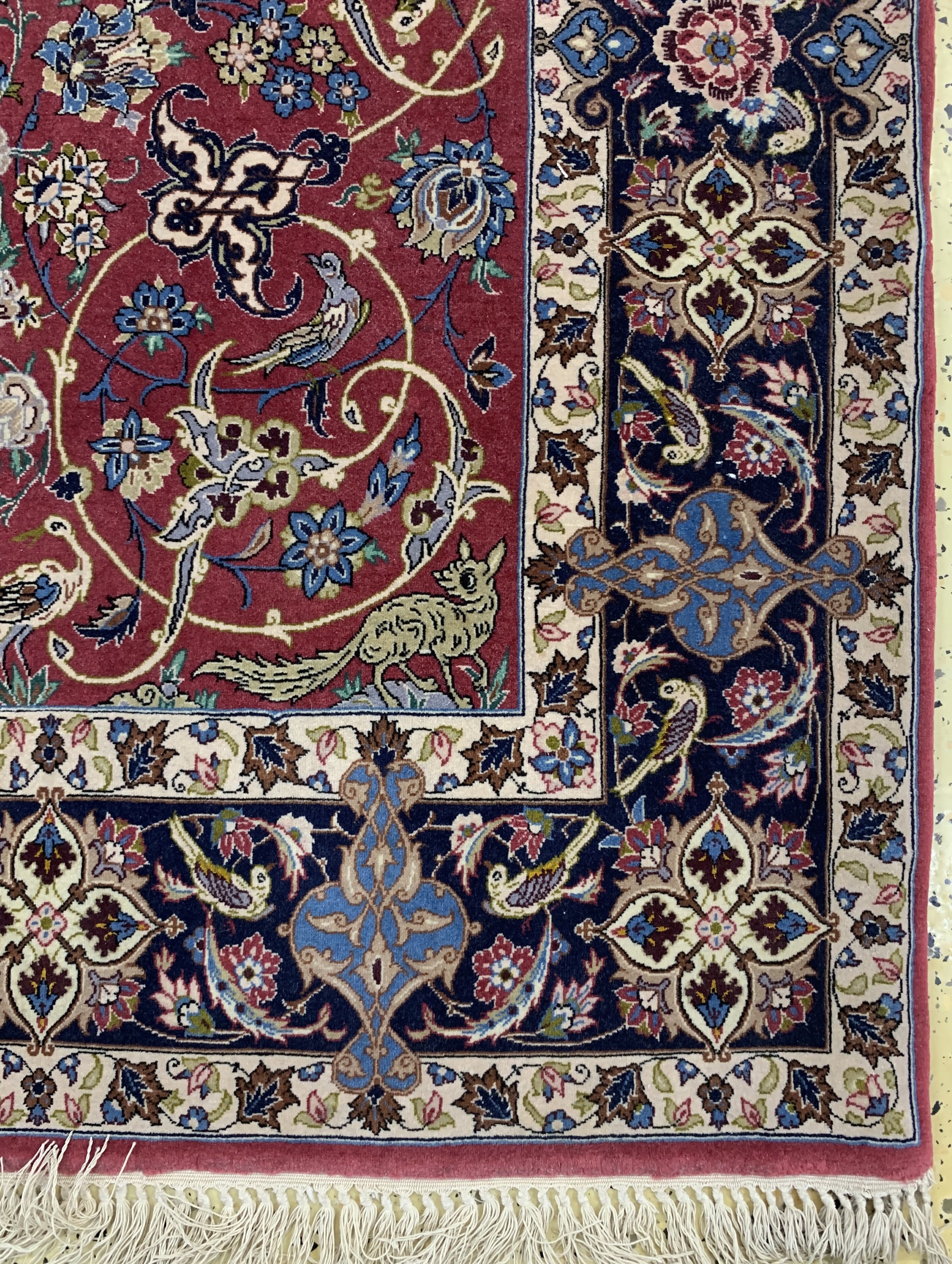Detail a: Esfahan fein, Persien, Mitte 20.Jhd, Korkwolle auf Seide, ca. 175 x 114 cm, ca. 1,0Mio. Kn/qm, minimale Mottenfraß, EHZ: 2