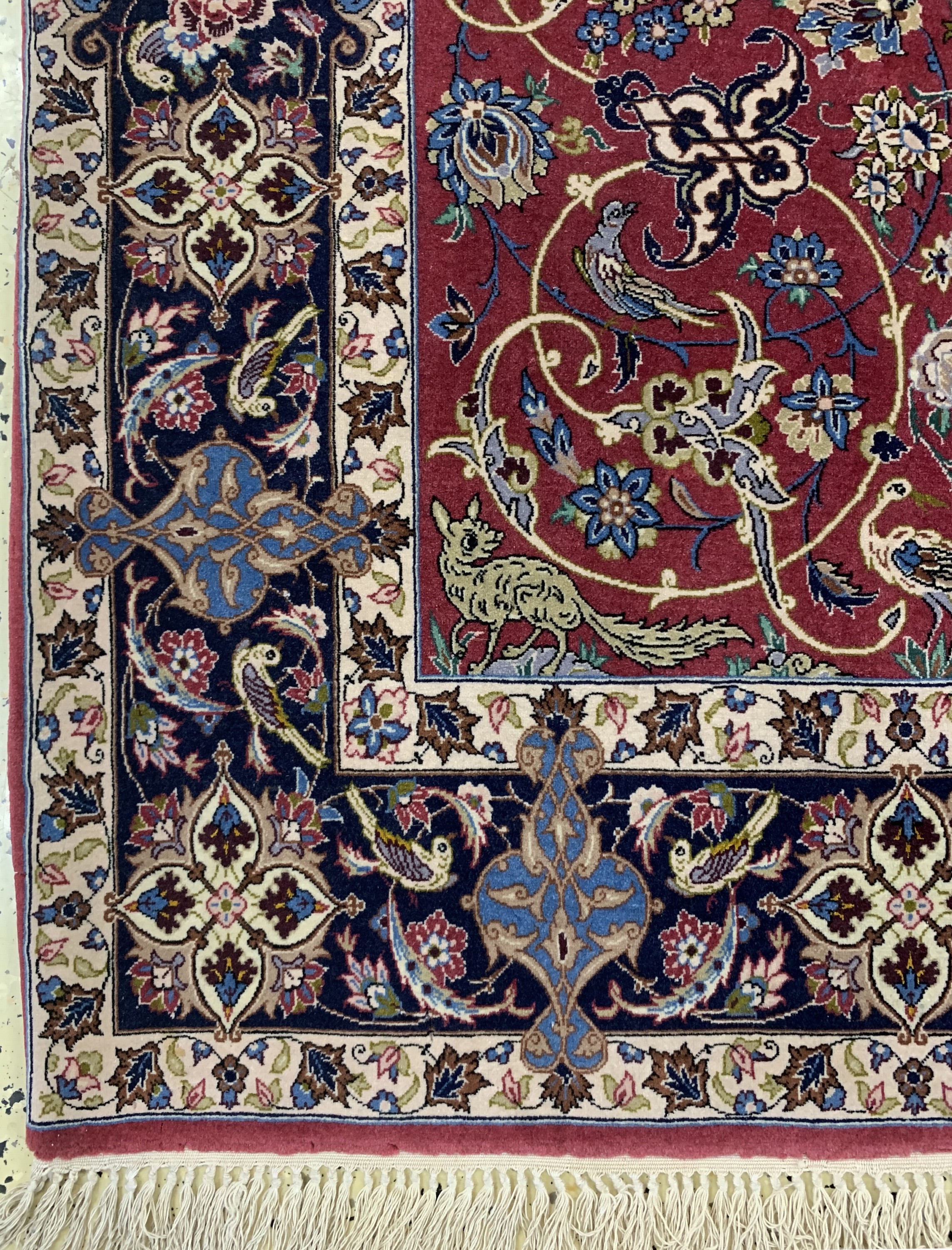 Detail b: Esfahan fein, Persien, Mitte 20.Jhd, Korkwolle auf Seide, ca. 175 x 114 cm, ca. 1,0Mio. Kn/qm, minimale Mottenfraß, EHZ: 2