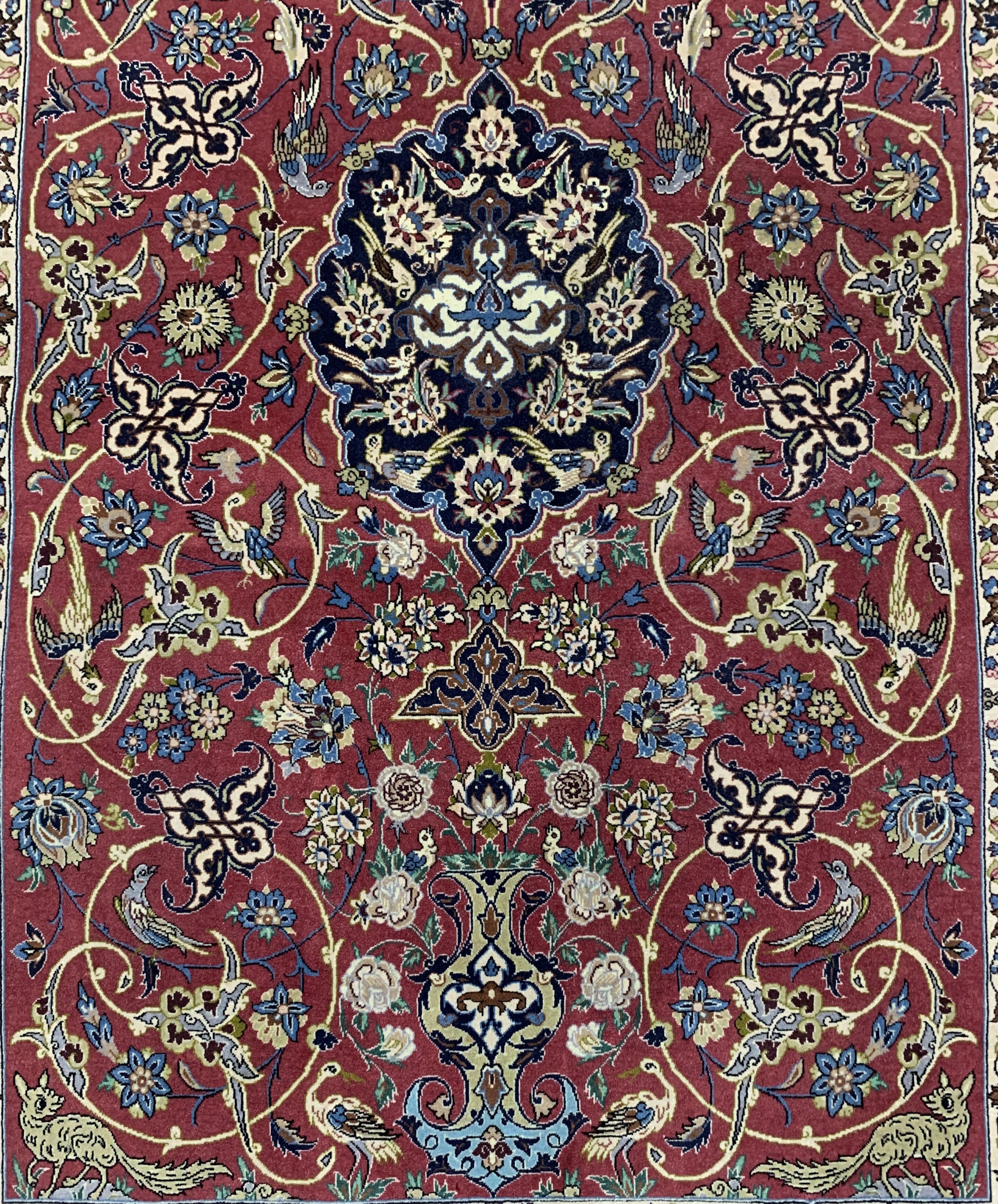 Detail c: Esfahan fein, Persien, Mitte 20.Jhd, Korkwolle auf Seide, ca. 175 x 114 cm, ca. 1,0Mio. Kn/qm, minimale Mottenfraß, EHZ: 2