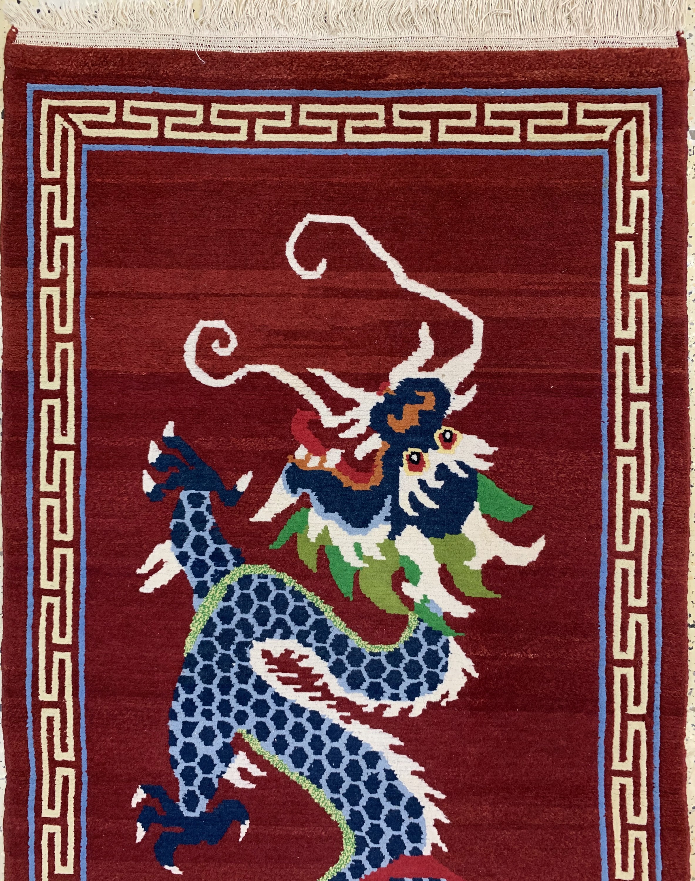Detail b: "Drachenteppich", Nepal, Mitte 20.Jhd, Wolle auf Baumwolle, ca. 190 x 90 cm, EHZ: 2