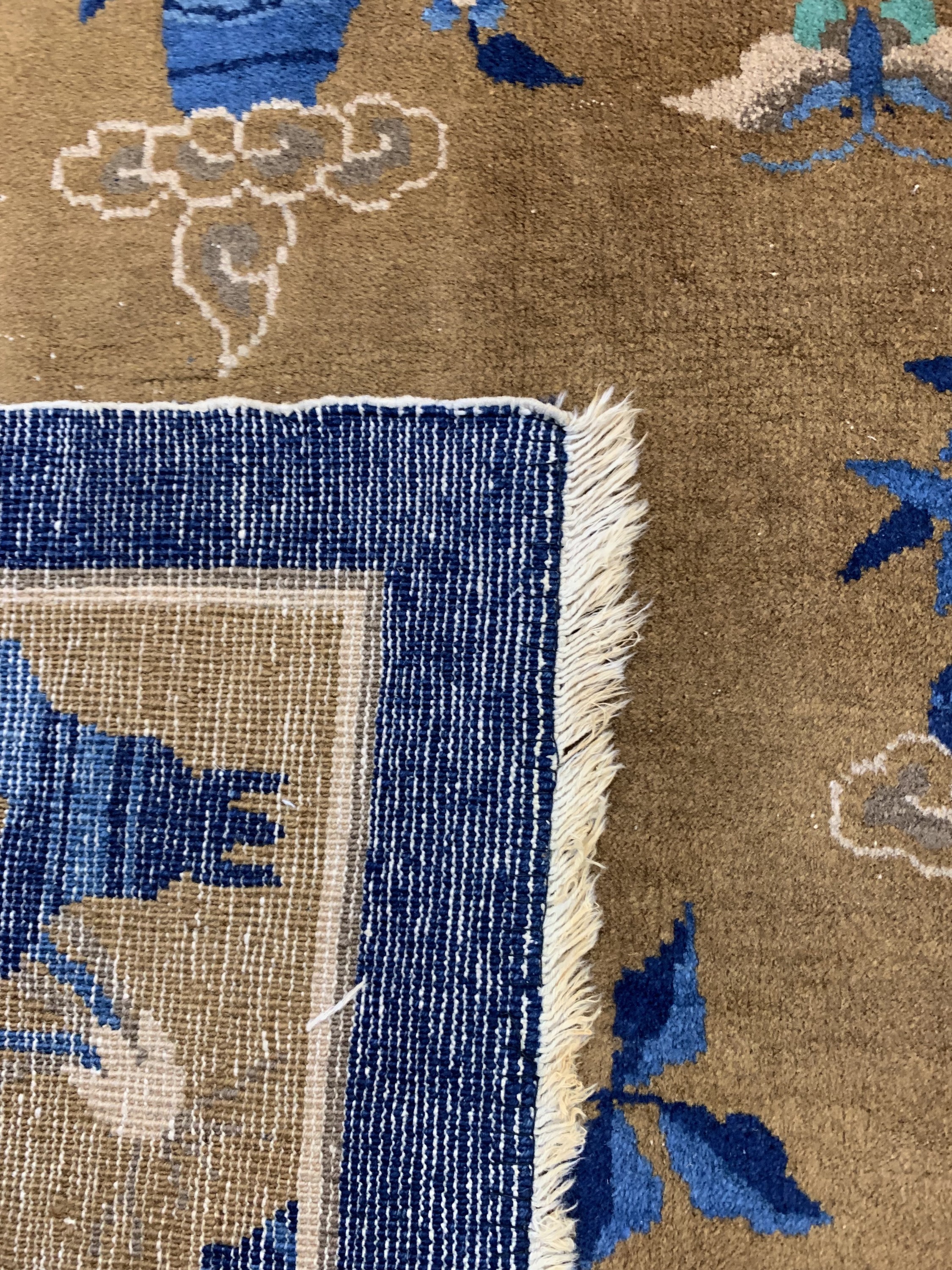 Detail g: Peking antik, China, um 1900, Wolle auf Baumwolle, ca. 330 x 242 cm, EHZ: 2-3