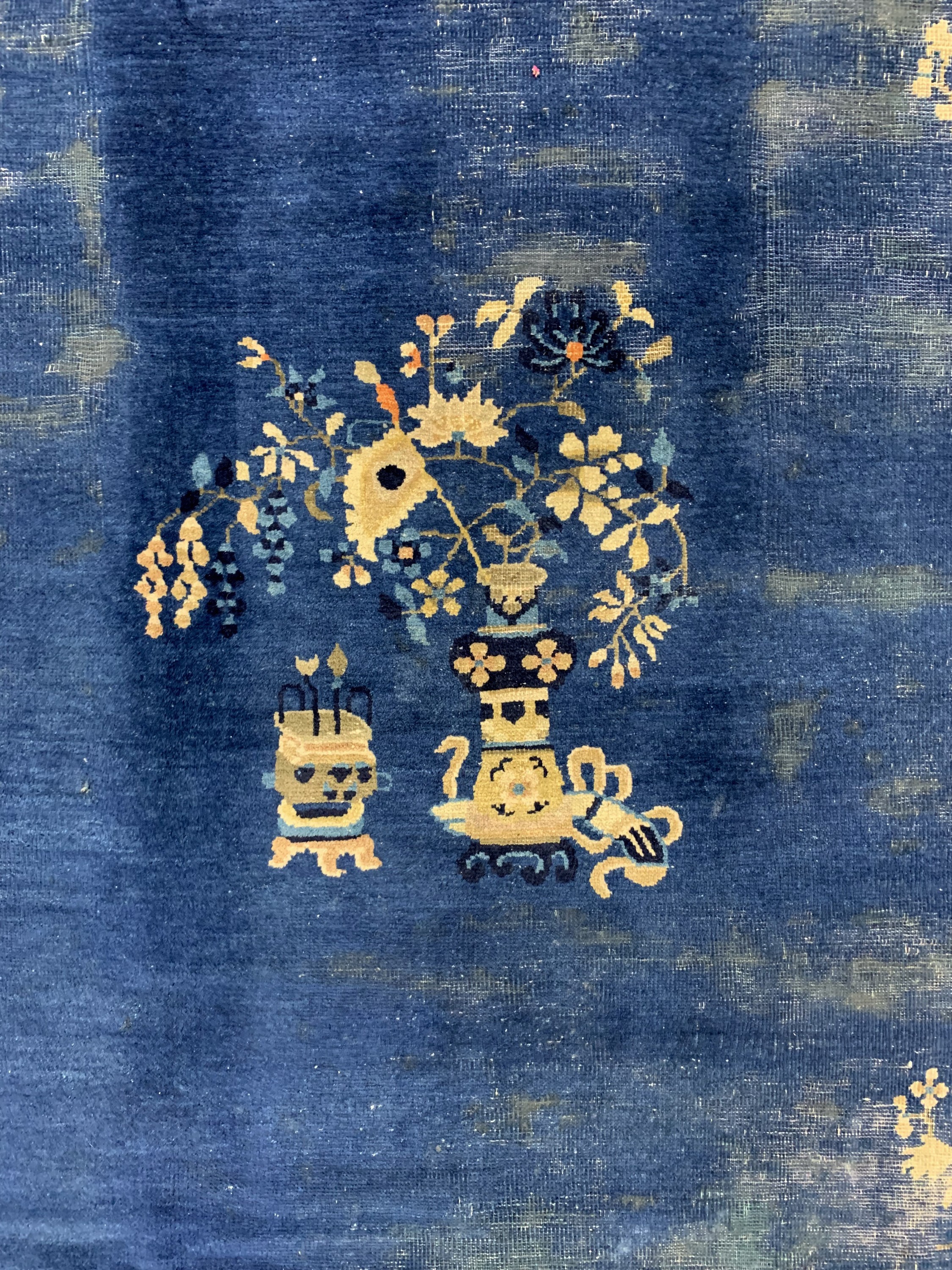 Detail c: Peking antik, China, um 1900, Wolle auf Baumwolle, ca. 350 x 271 cm, EHZ: 4