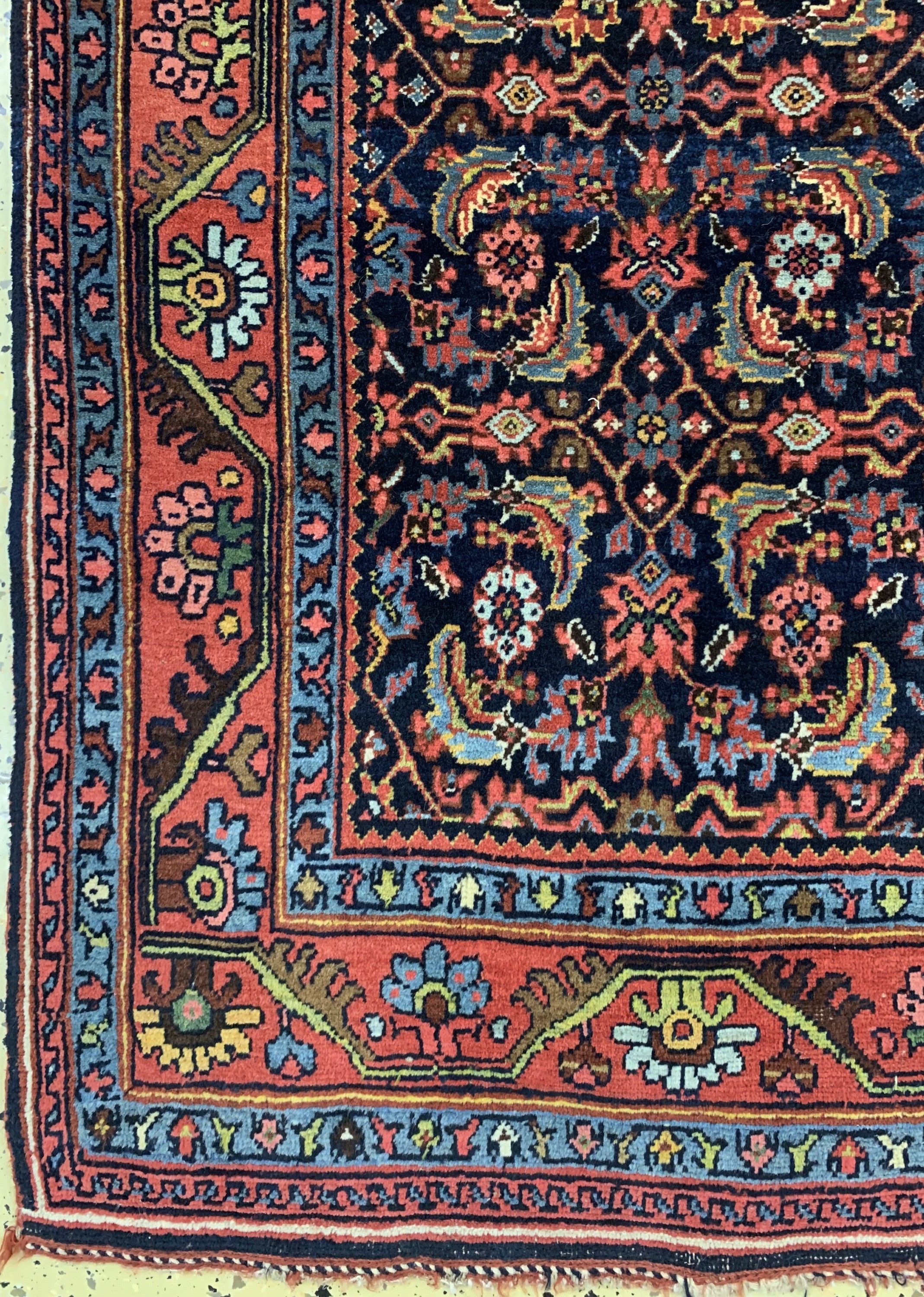 Detail b: Antiker Bidjar, Persien, um 1900, Wolle aufWolle, ca. 202 x 119 cm, EHZ: 2-3