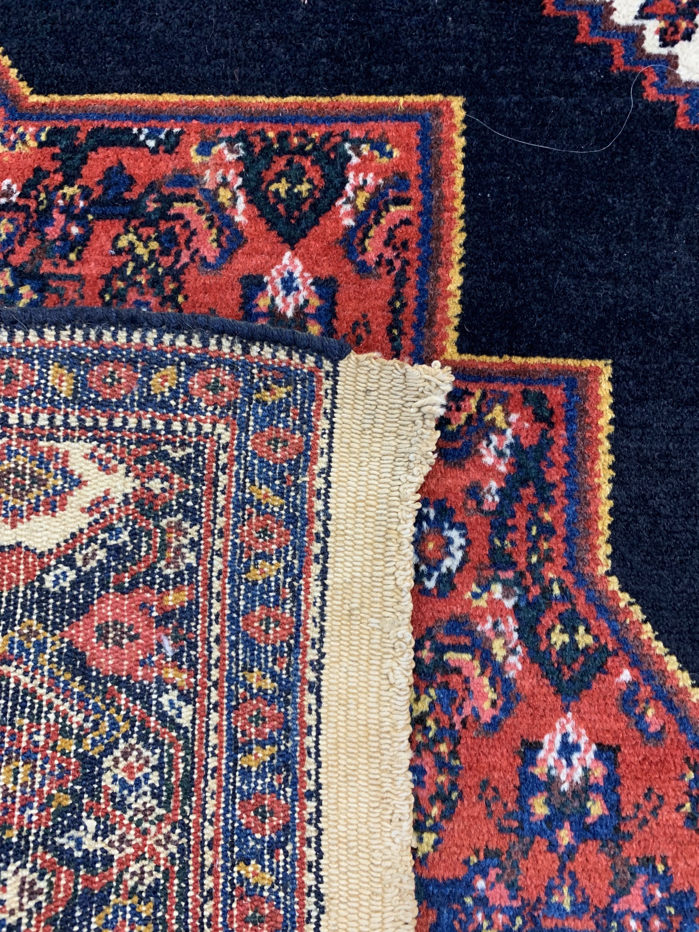 Detail g: Senneh antik, Persien, um 1900, Wolle auf Baumwolle, ca. 194 x 130 cm, EHZ: 2