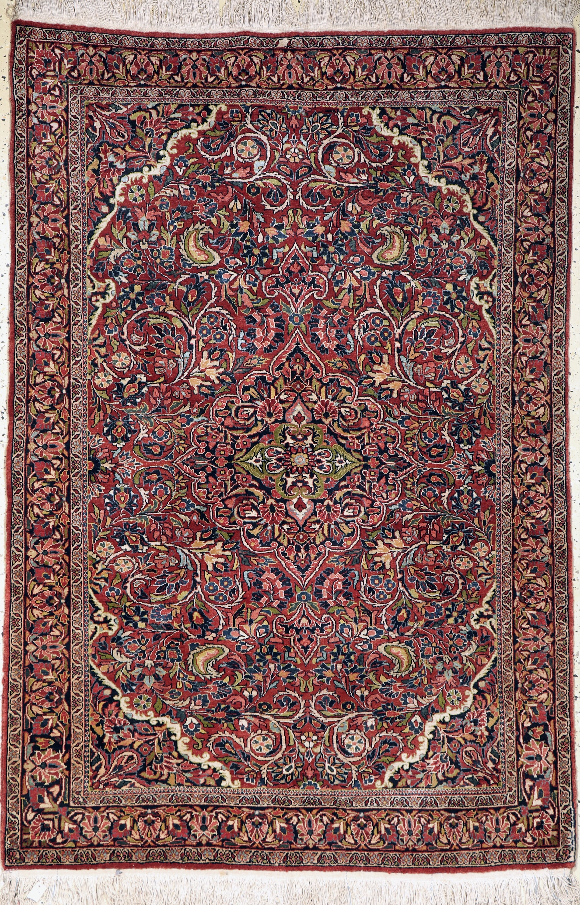 Sarogh fein, Persien, Anfang 20.Jhd, Wolle auf Baumwolle, ca. 192 x 132 cm, minimaler Mottenfra?, EHZ: 2-3