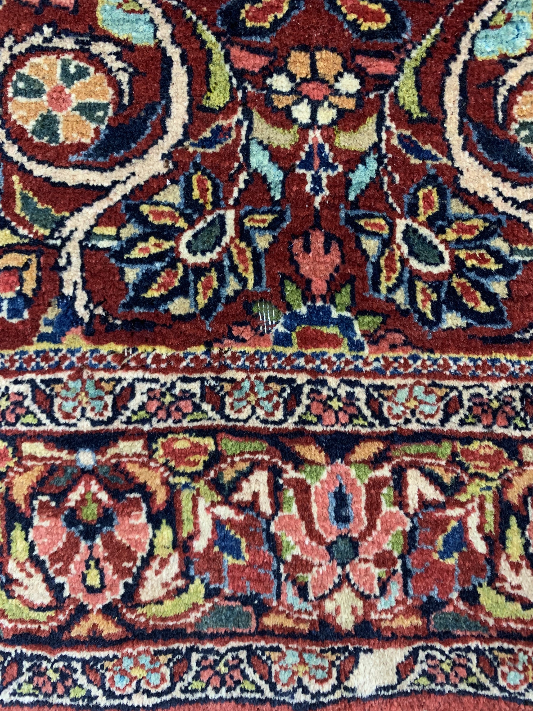 Detail c: Sarogh fein, Persien, Anfang 20.Jhd, Wolle auf Baumwolle, ca. 192 x 132 cm, minimaler Mottenfra?, EHZ: 2-3