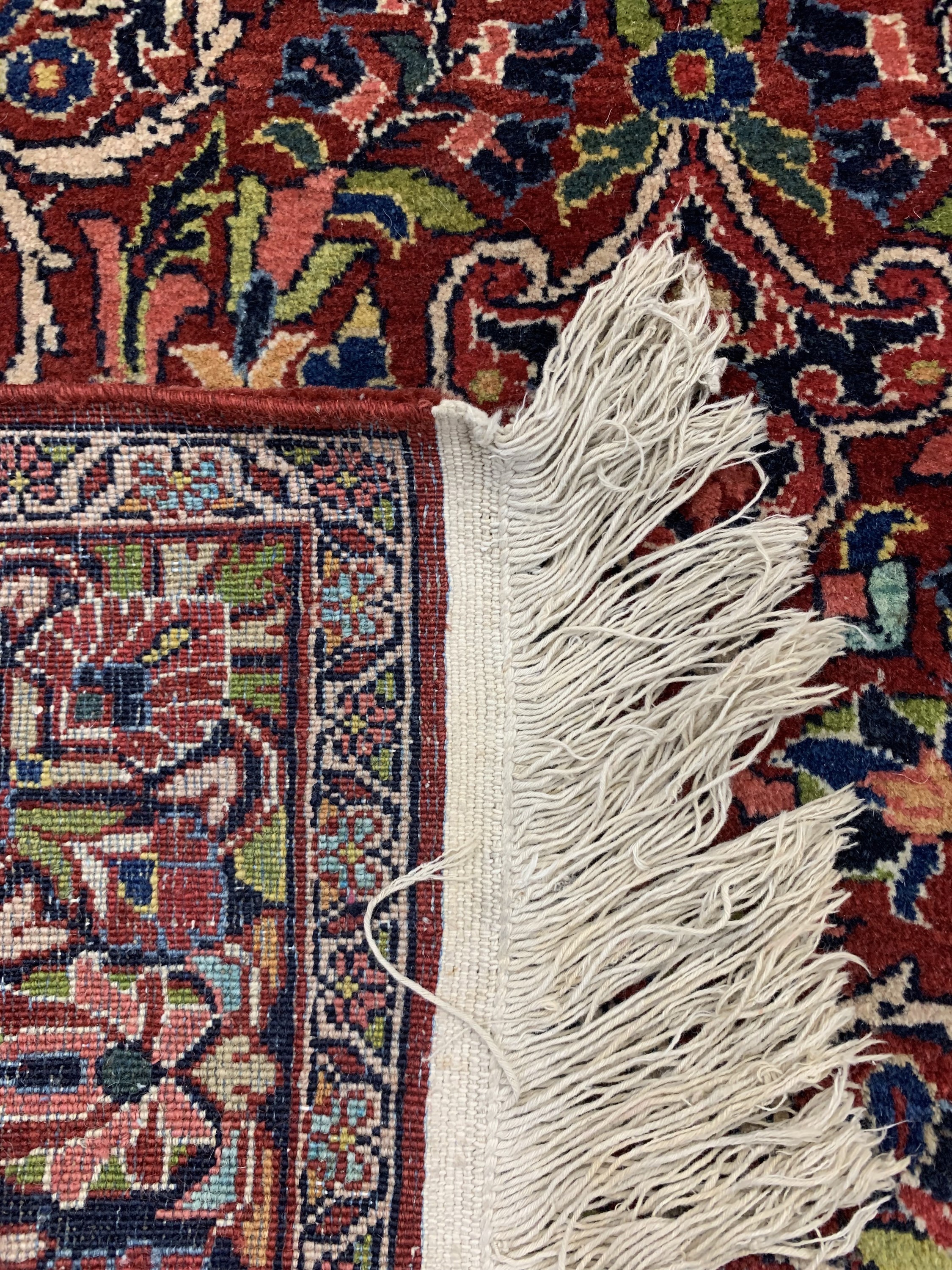 Detail g: Sarogh fein, Persien, Anfang 20.Jhd, Wolle auf Baumwolle, ca. 192 x 132 cm, minimaler Mottenfra?, EHZ: 2-3