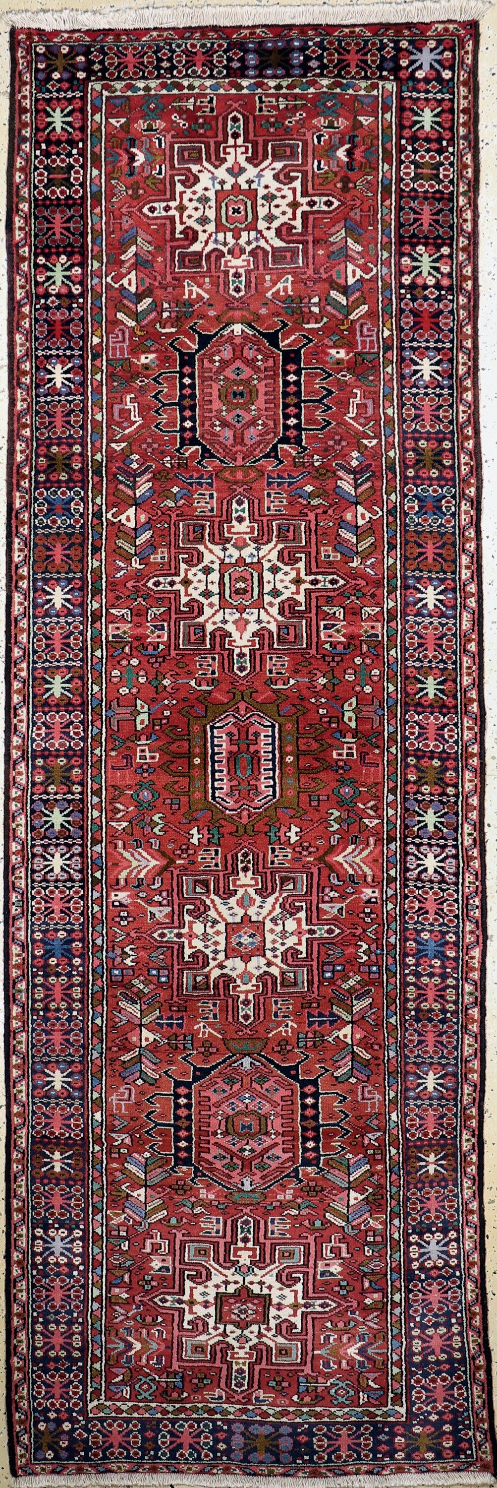 Gharadjeh, Persien, Mitte 20.Jhd, Wolle aufBaumwolle, ca. 313 x 104 cm, EHZ: 2