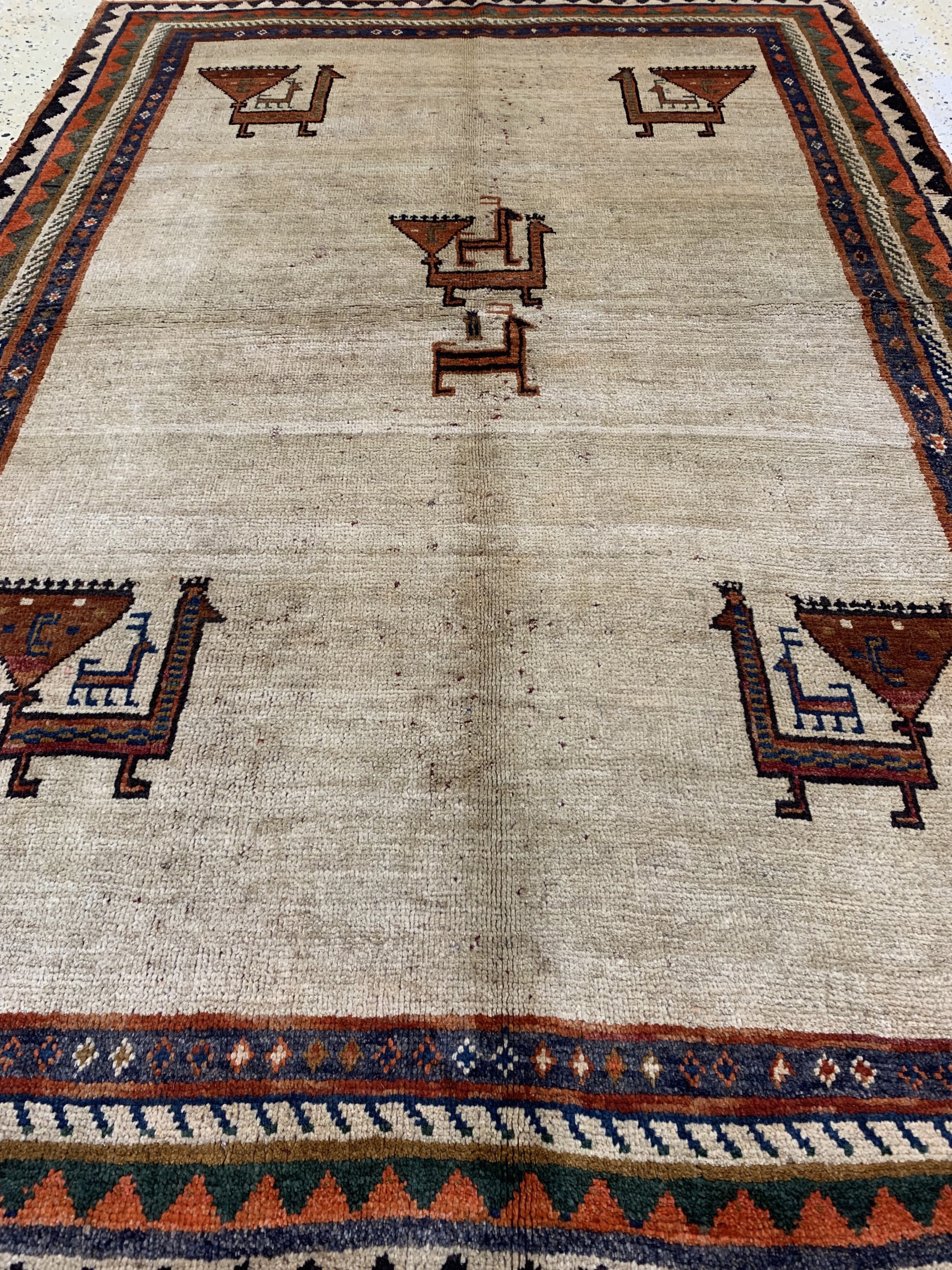 Detail f: Gabbeh alt, Persien, Anfang 20.Jhd, Wolle auf Wolle, ca. 195 x 135 cm, EHZ: 2-3
