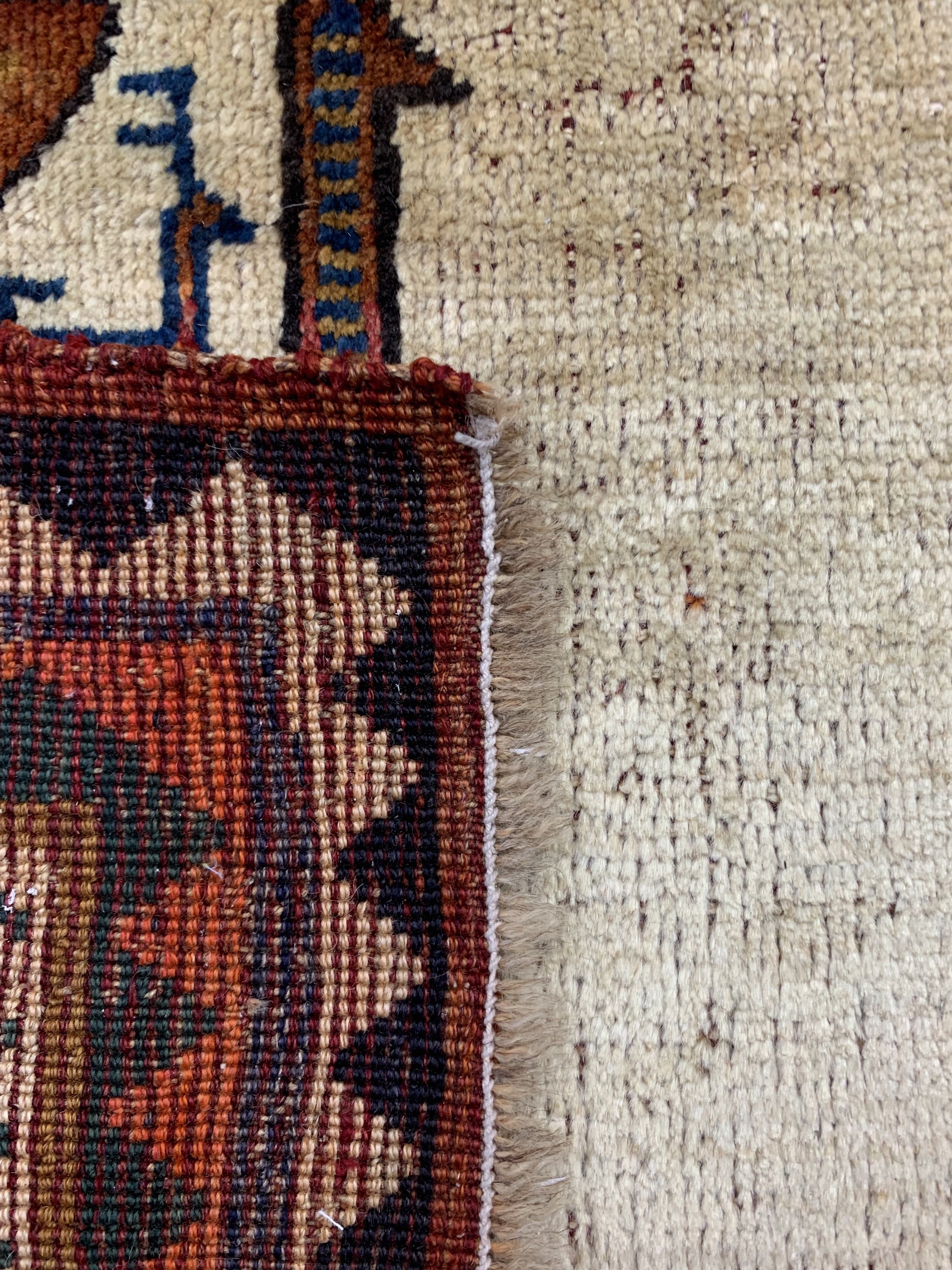 Detail g: Gabbeh alt, Persien, Anfang 20.Jhd, Wolle auf Wolle, ca. 195 x 135 cm, EHZ: 2-3
